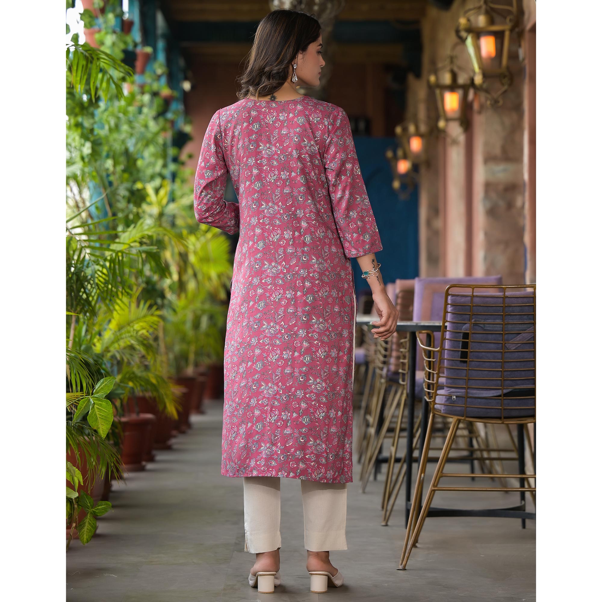 Pink Floral Printed Rayon Straight kurti