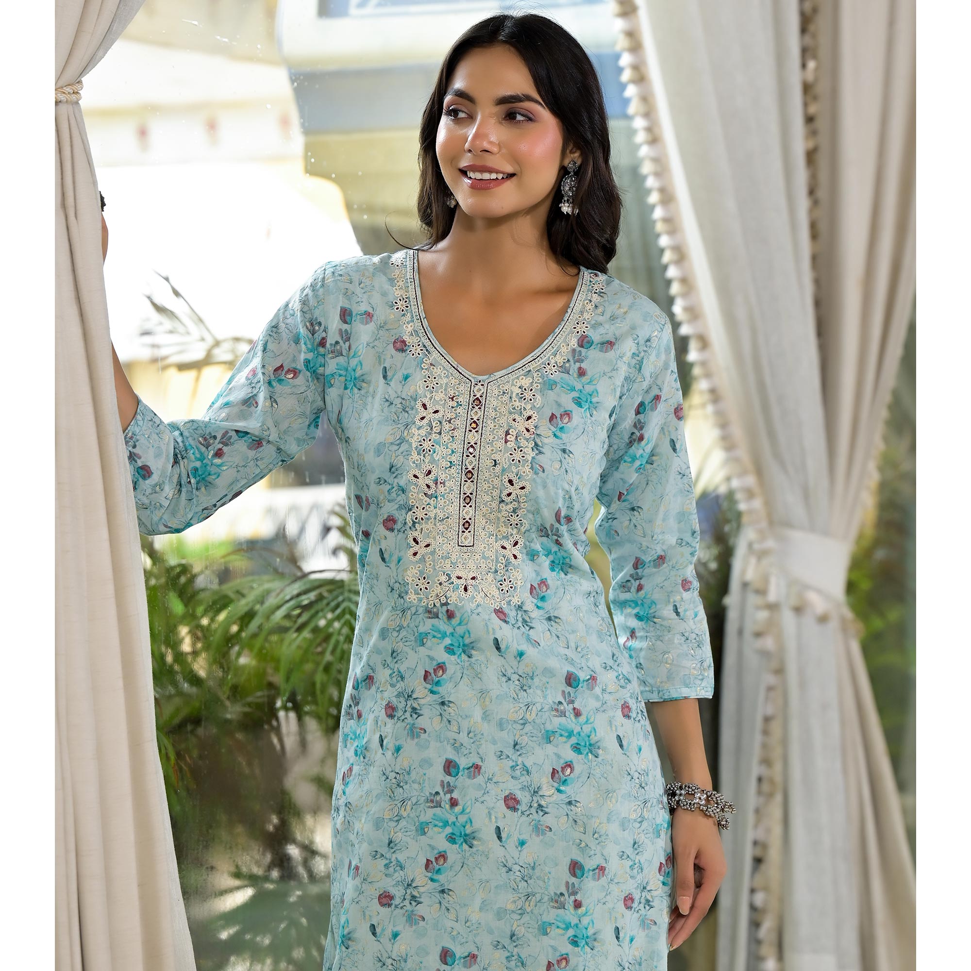 Blue Floral Printed Mul Mul Cotton Straight Kurti