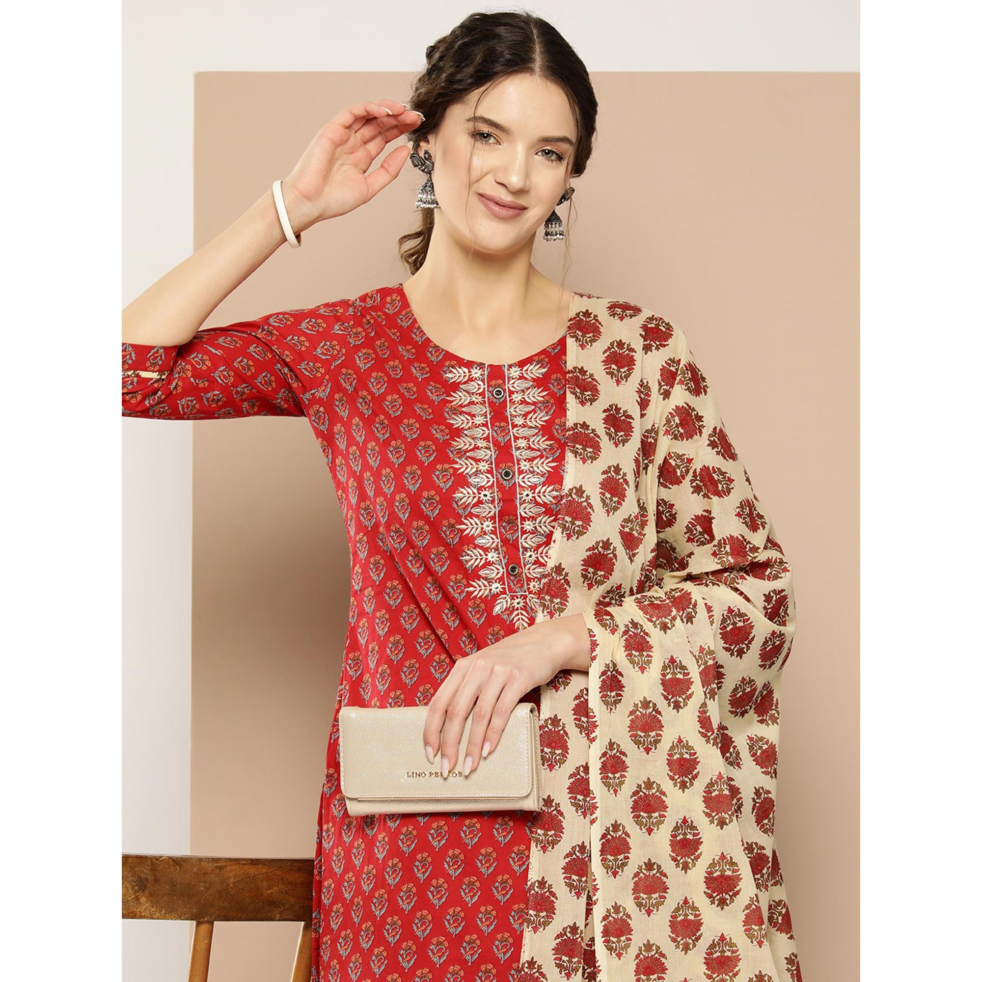 AARD-YUFTA-1473-RED