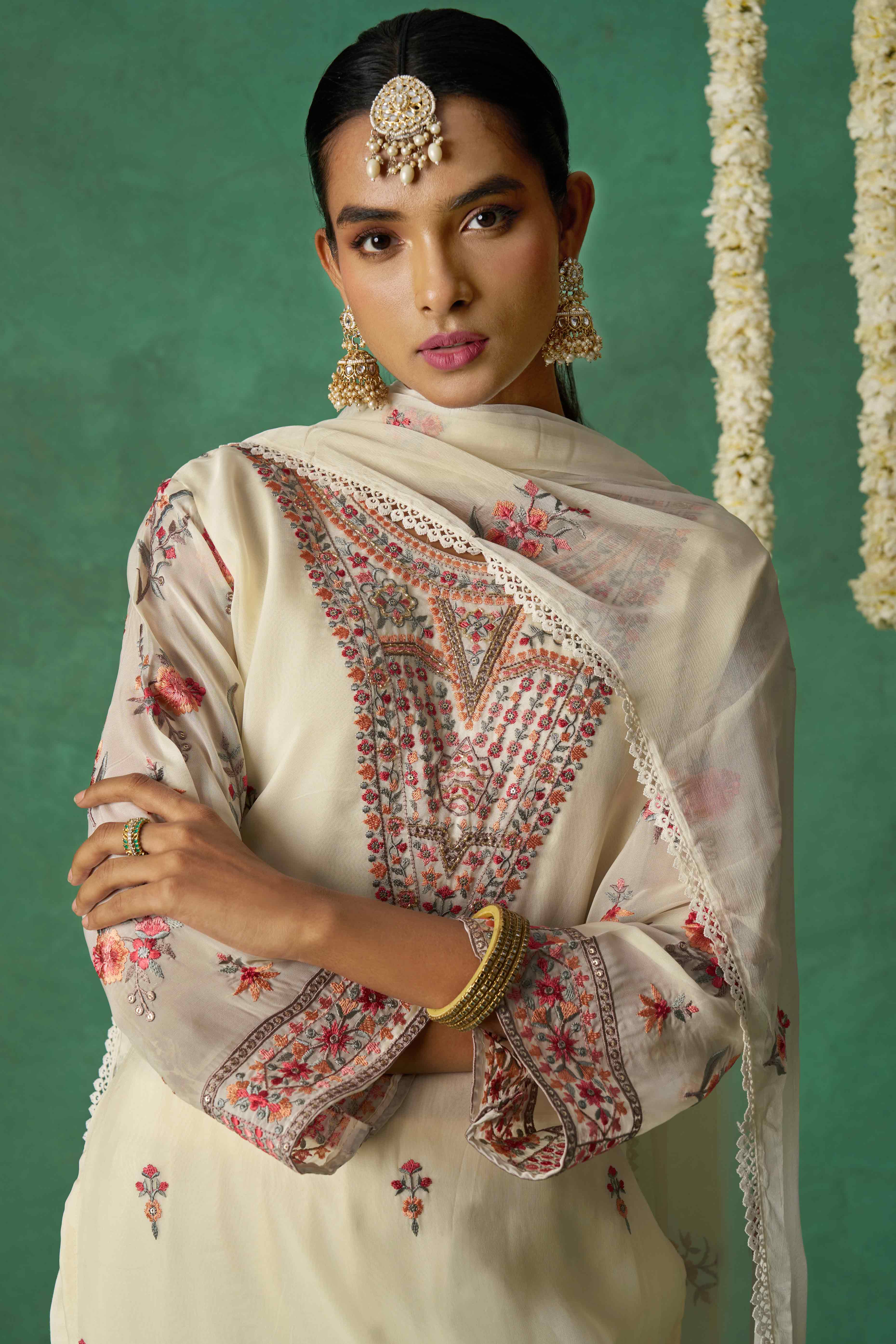 Offwhite Floral Sequins Embroidered Organza Semi Stitched Suit