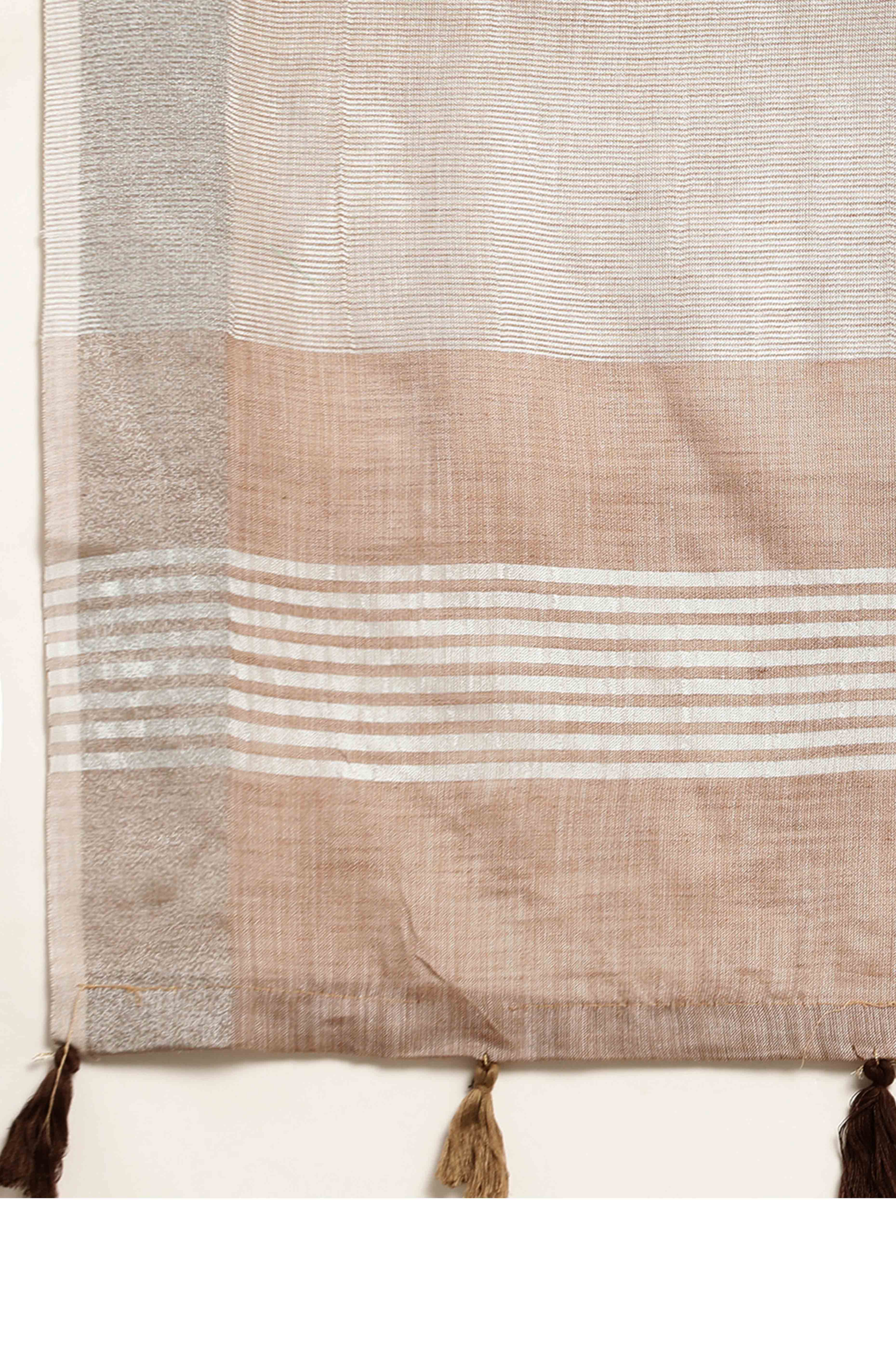 Brown Linen Saree Adorned With Silver Zari Weaving Border & Pallu