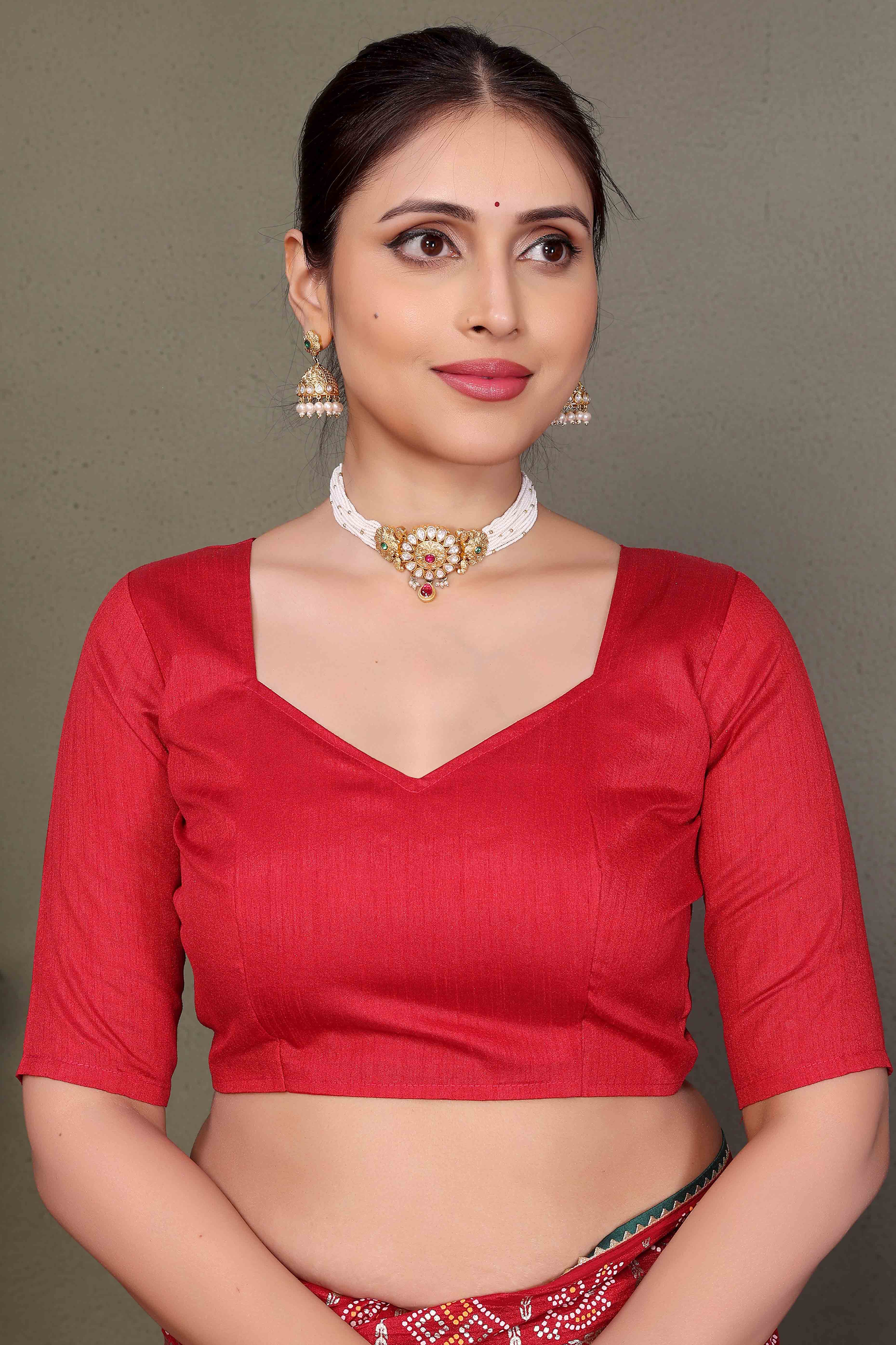 Maroon Vichitra Silk Saree Featuring Bandhani Patterns and Graceful Embroidered Borders