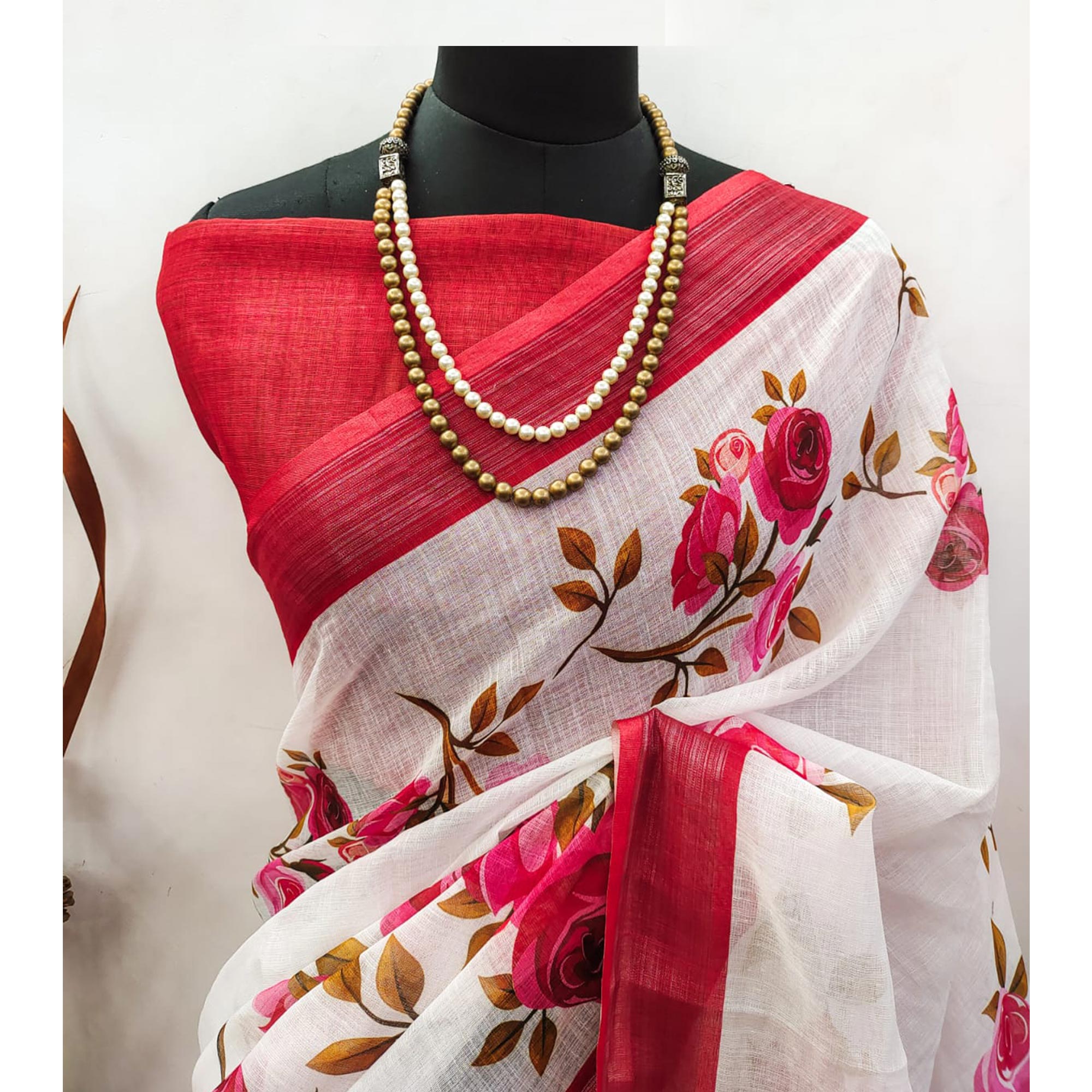 White Floral Digital Printed Linen Saree