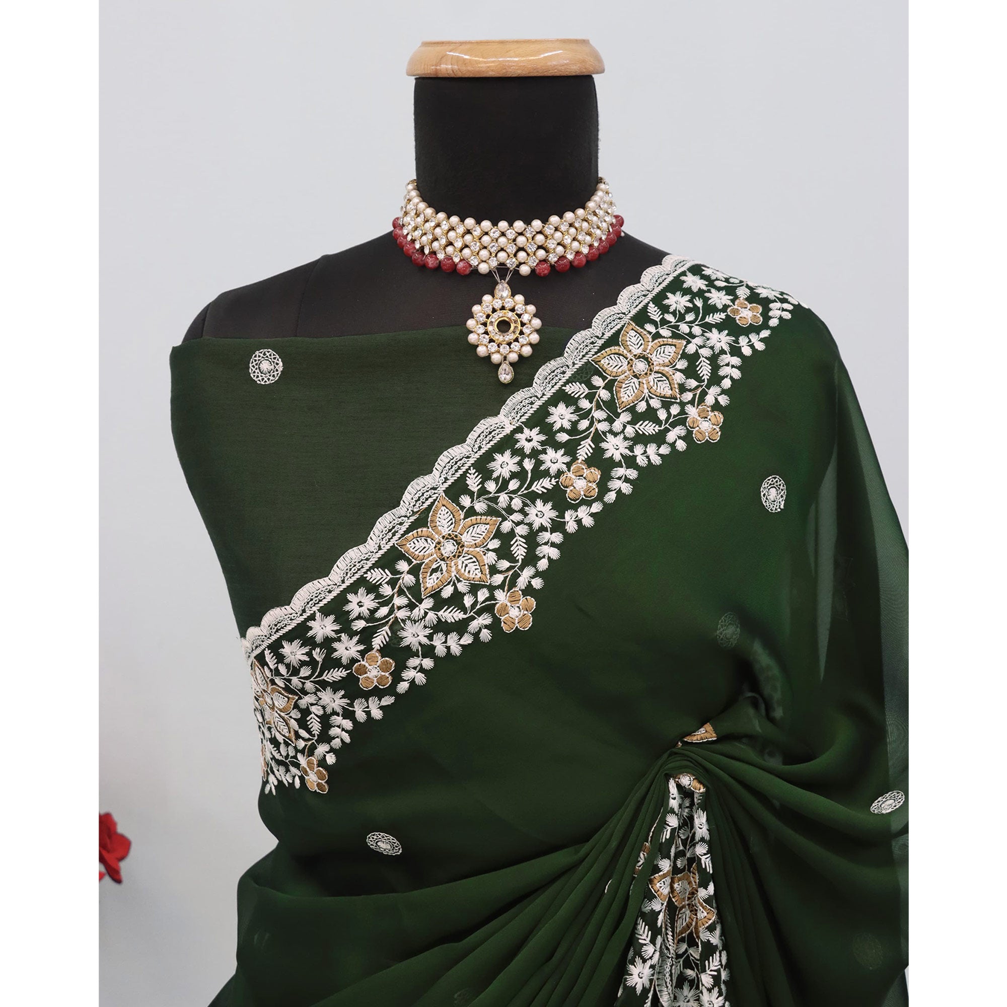 Green Designer Art Silk Saree Enhanced with Fine Floral Embroidery Work