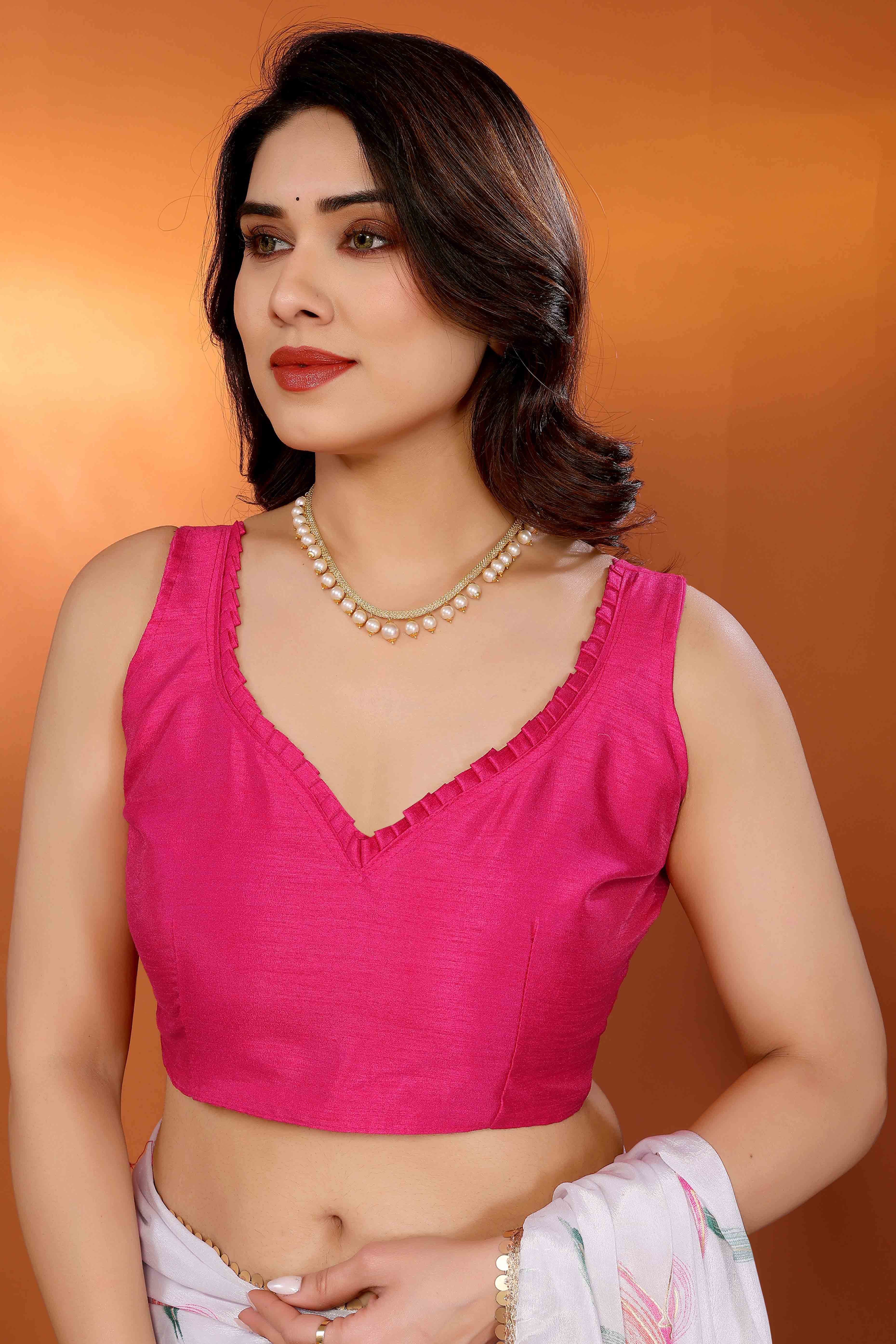 White & Pink Floral Printed Chiffon Saree