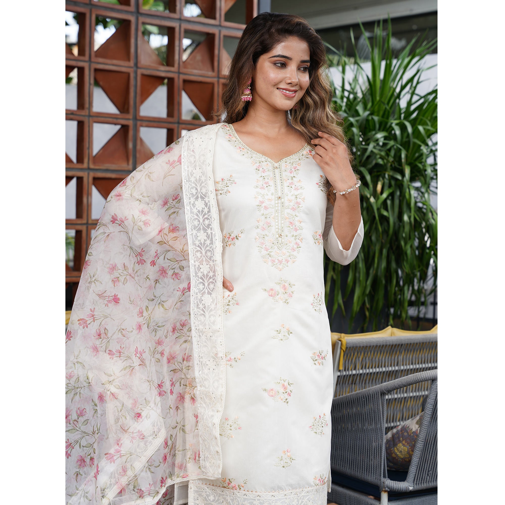 Off White Floral Embroidered Chanderi Salwar Suit