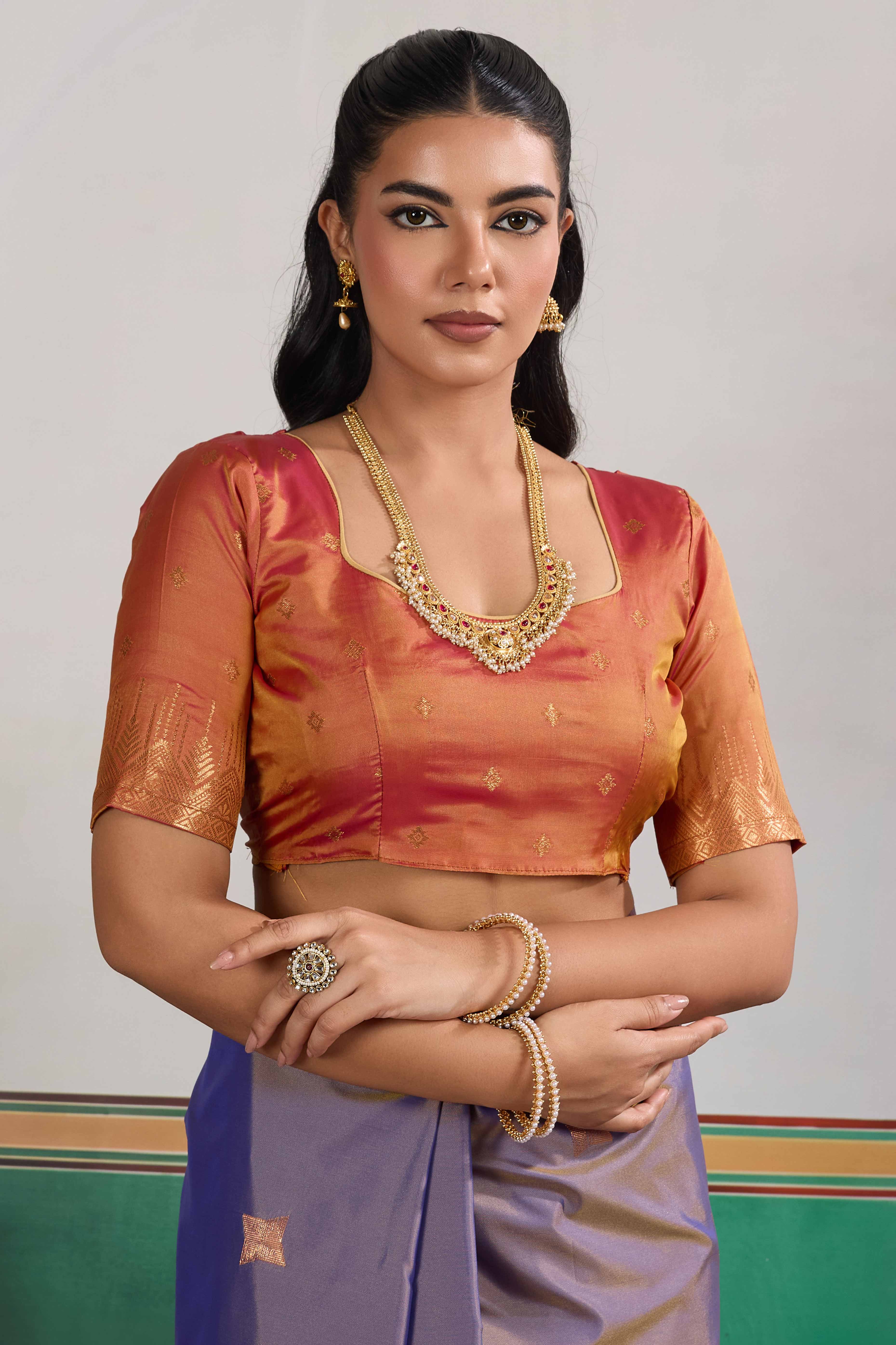 Traditional Lavender Pure Silk Saree Featuring Elephant Motif Zari Weaving & Tassel Pallu