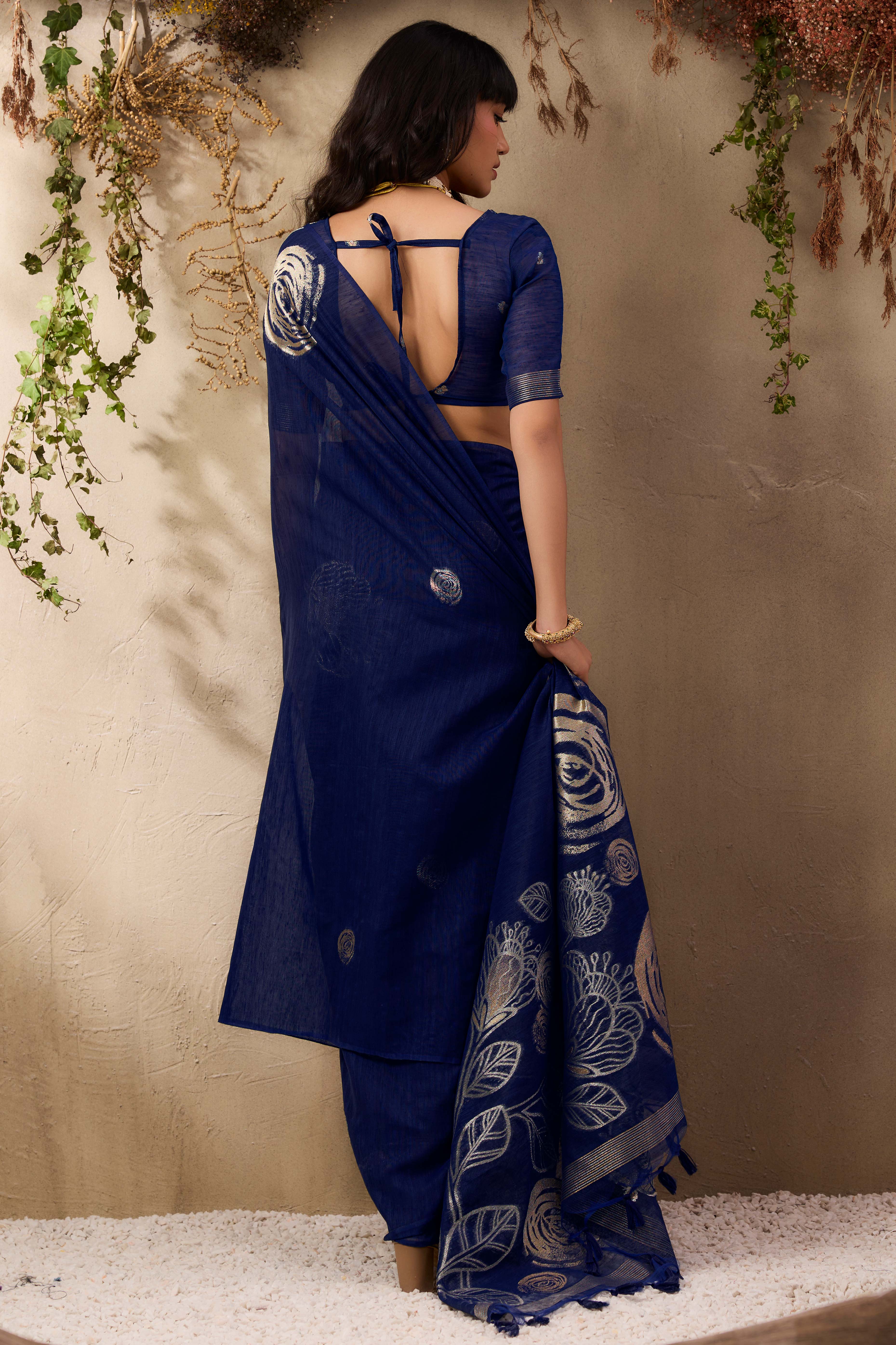 Blue Heritage Munga Art Silk Saree Highlighted with Fine Zari Weaving