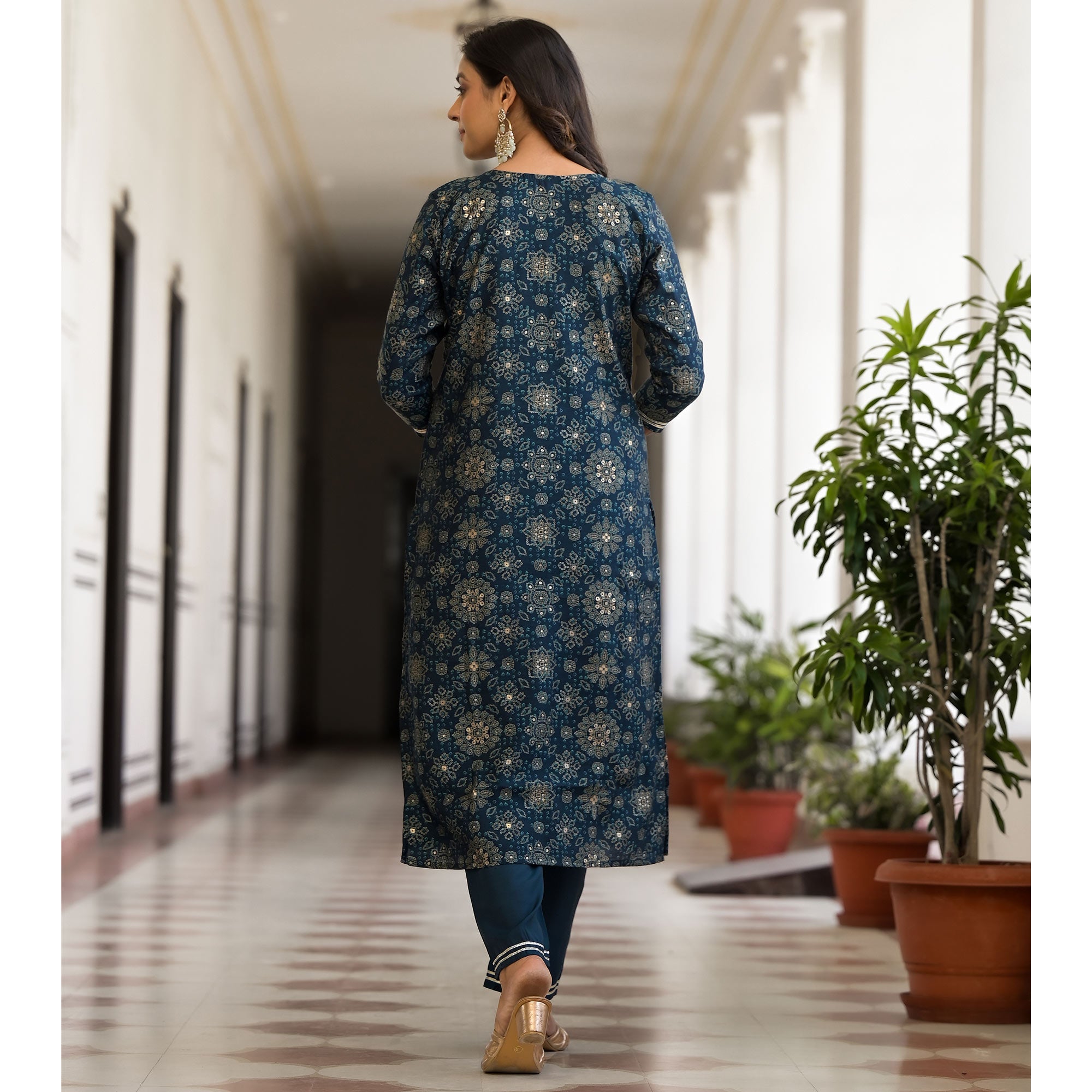 Navy Blue Bandhani Printed Chanderi Silk Straight Salwar Suit