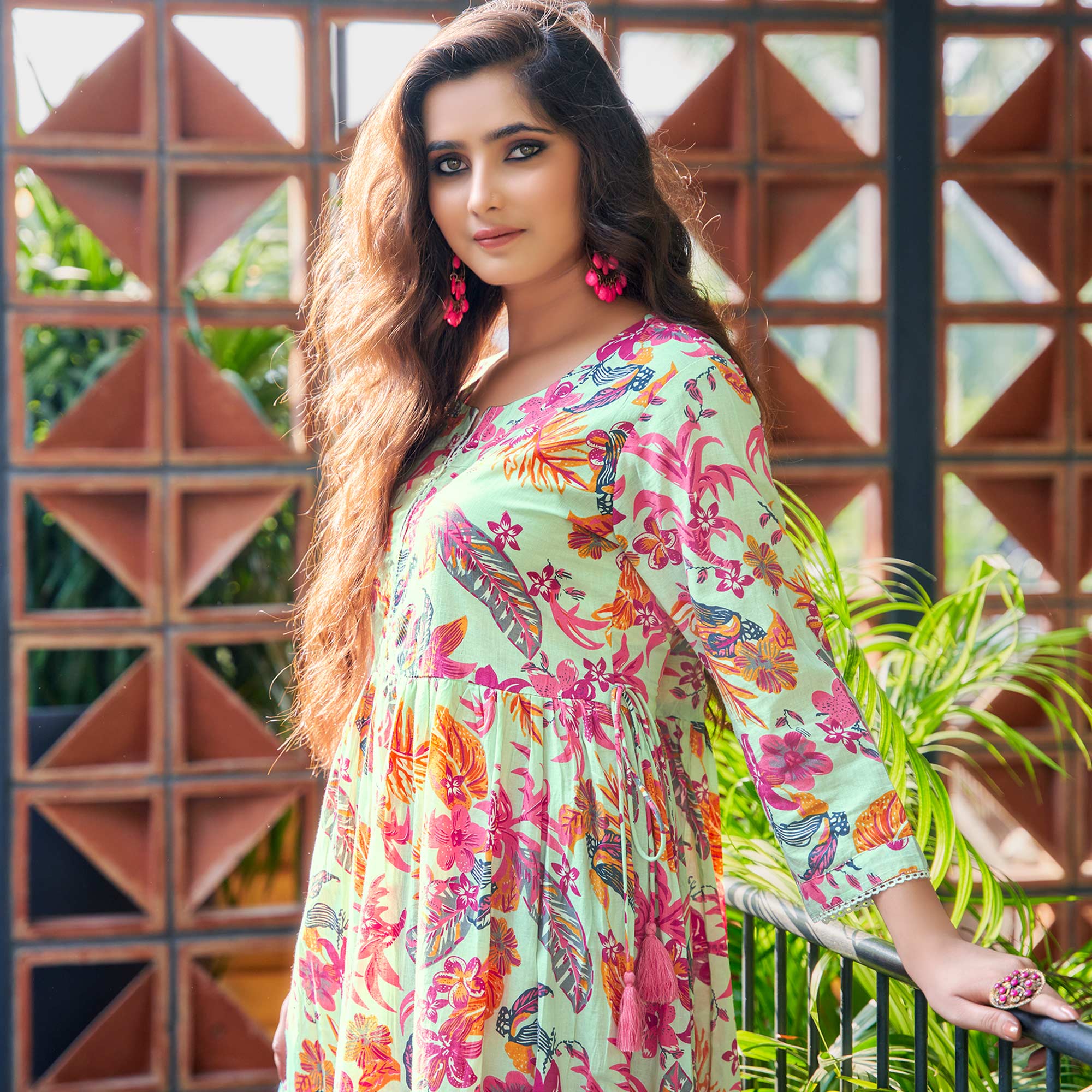 AARD-ARUSH-1722-PSTAGRN