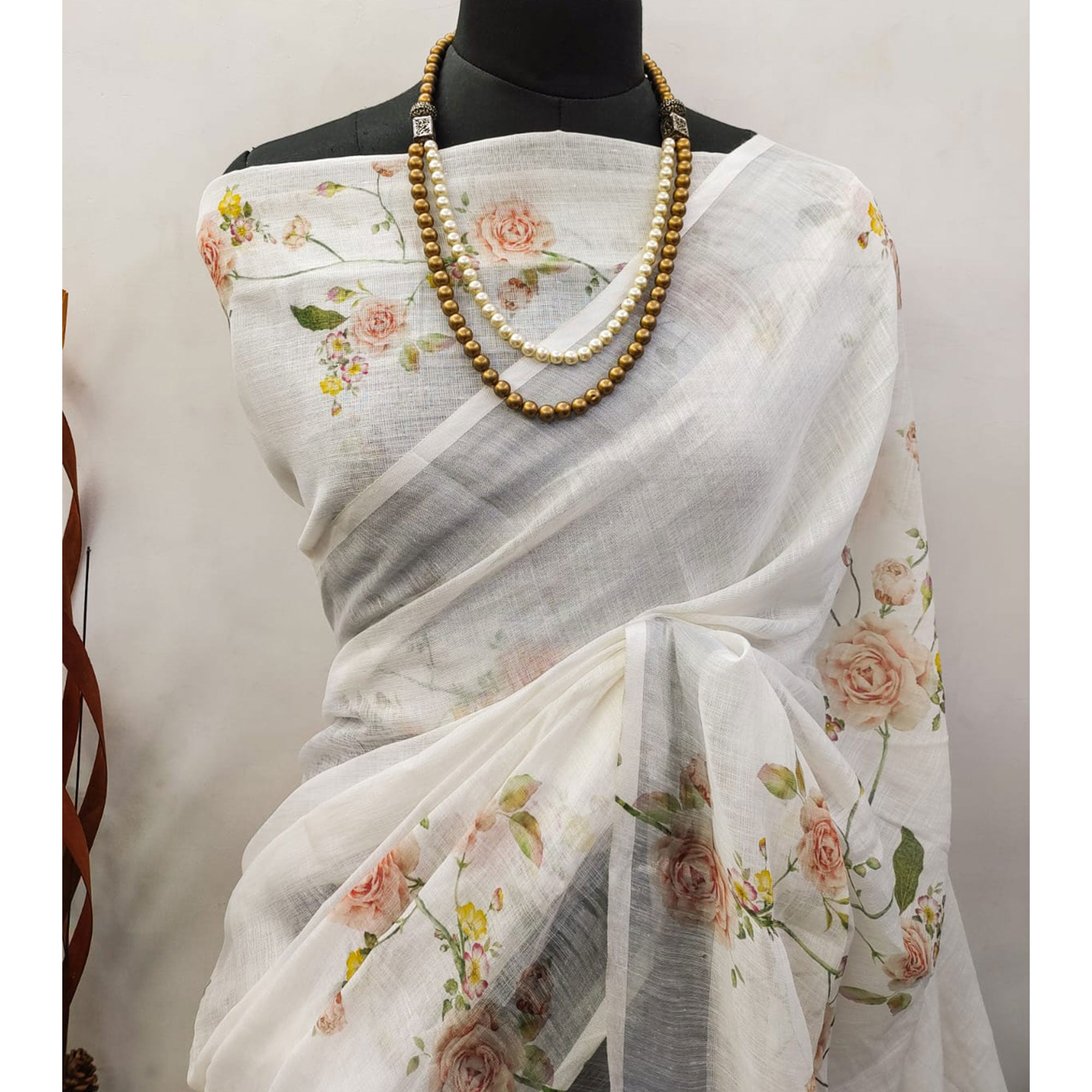 White Floral Digital Printed Linen Saree