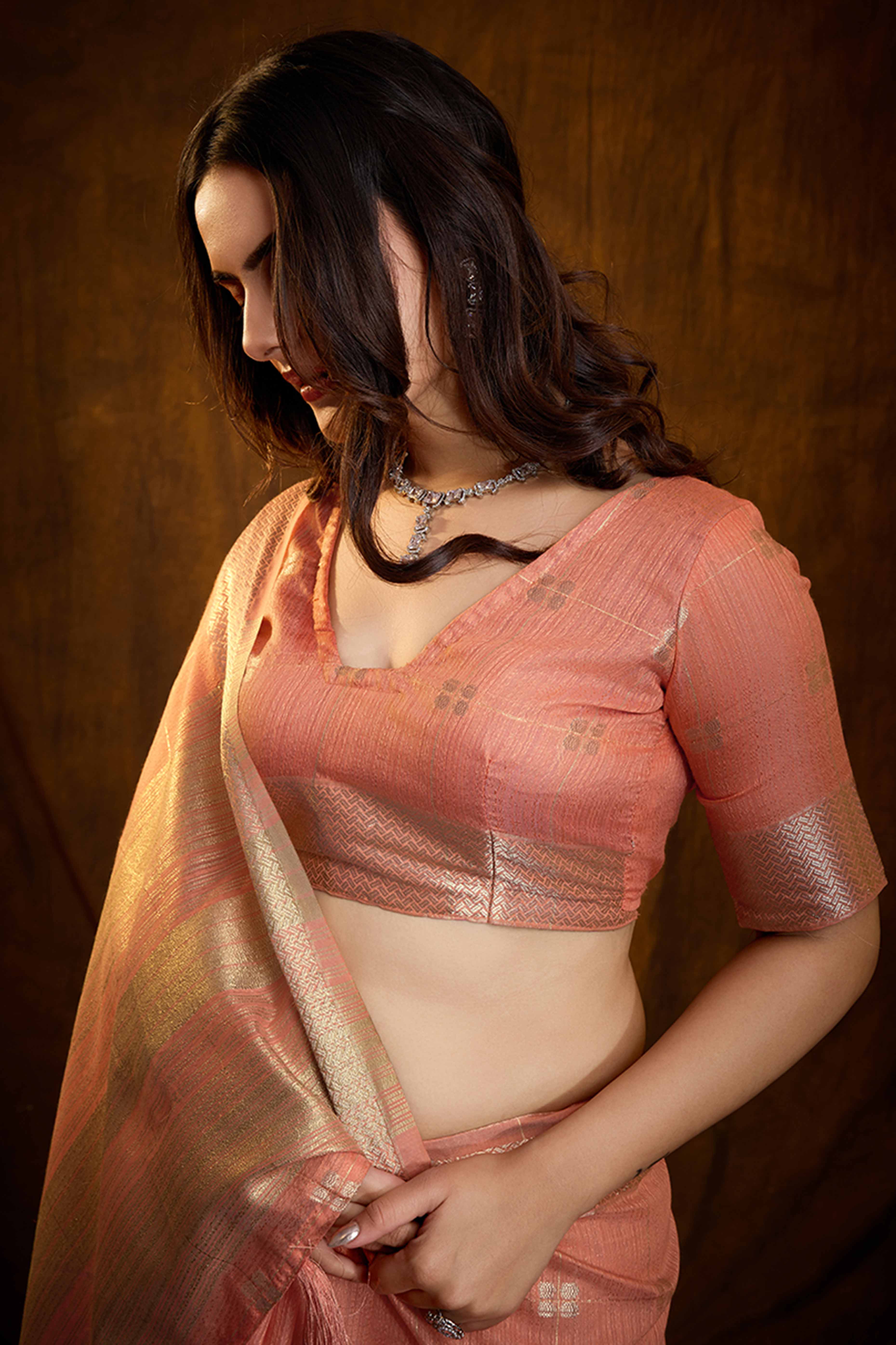 Peach Zari Woven Saree in Lustrous Cotton Silk Fabric