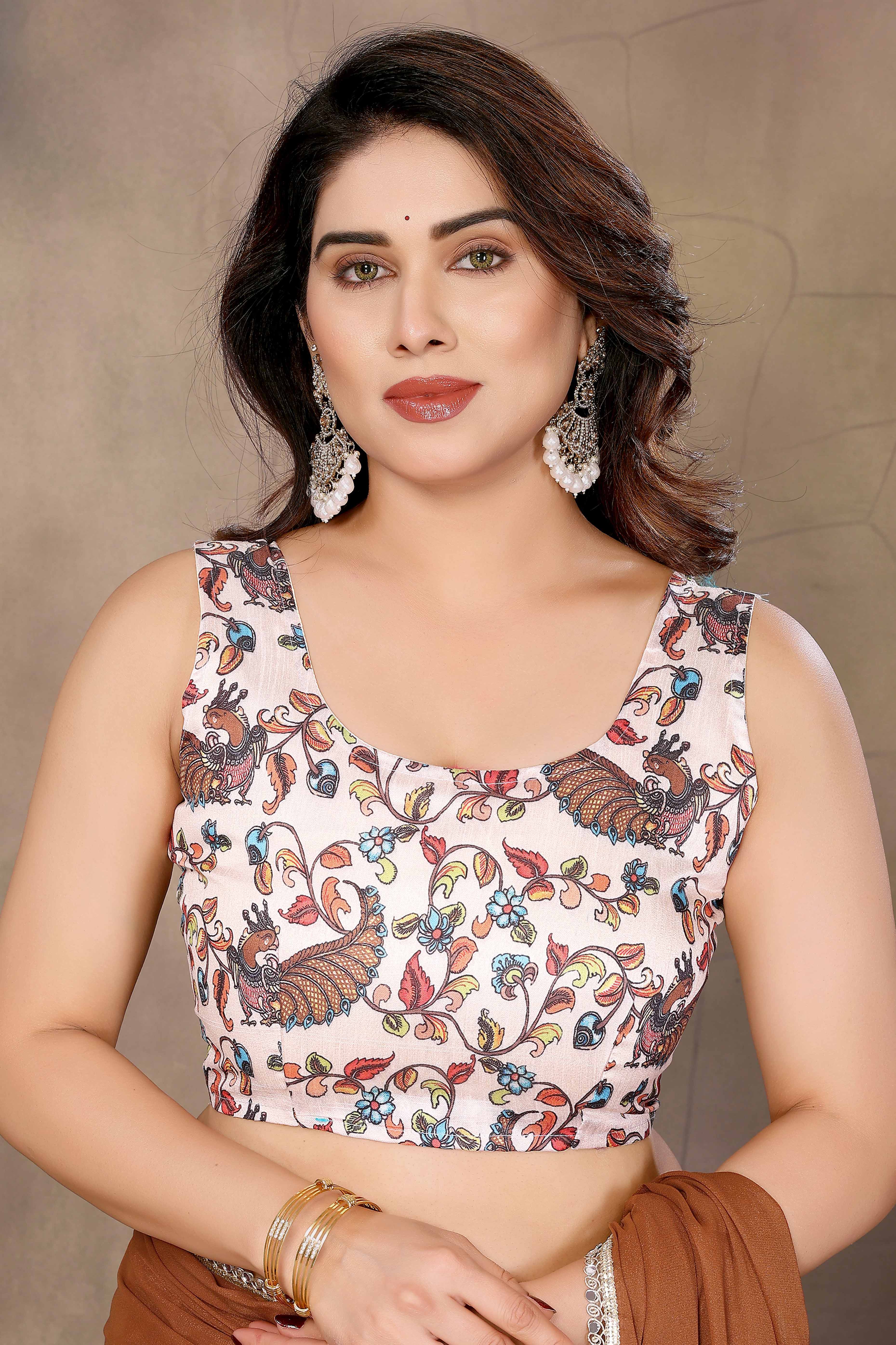 Brown Solid Sparkling Georgette Saree Enhanced With Shimmering Mirror Border