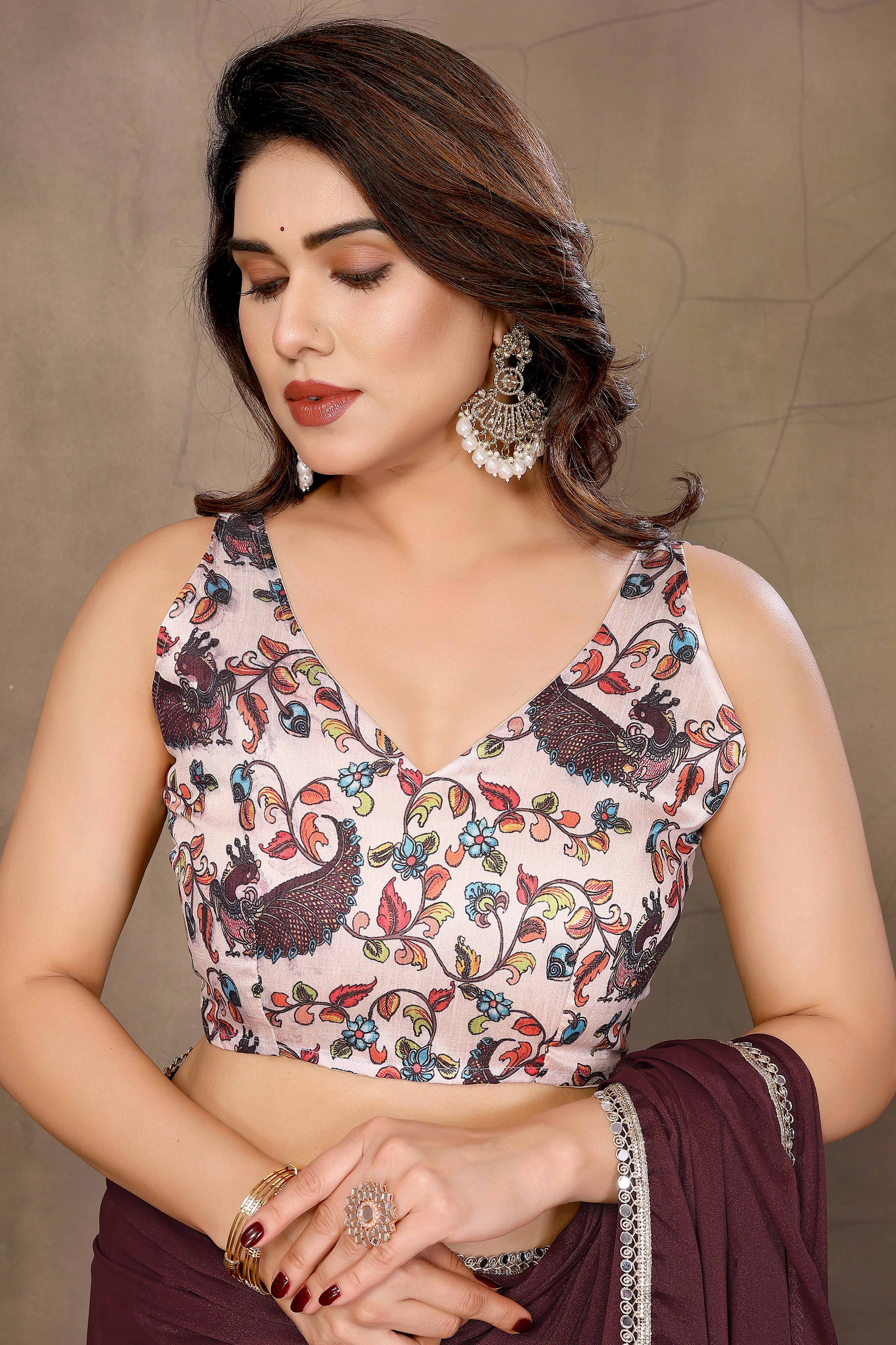 Burgundy Solid Sparkling Georgette Saree Enhanced With Shimmering Mirror Border