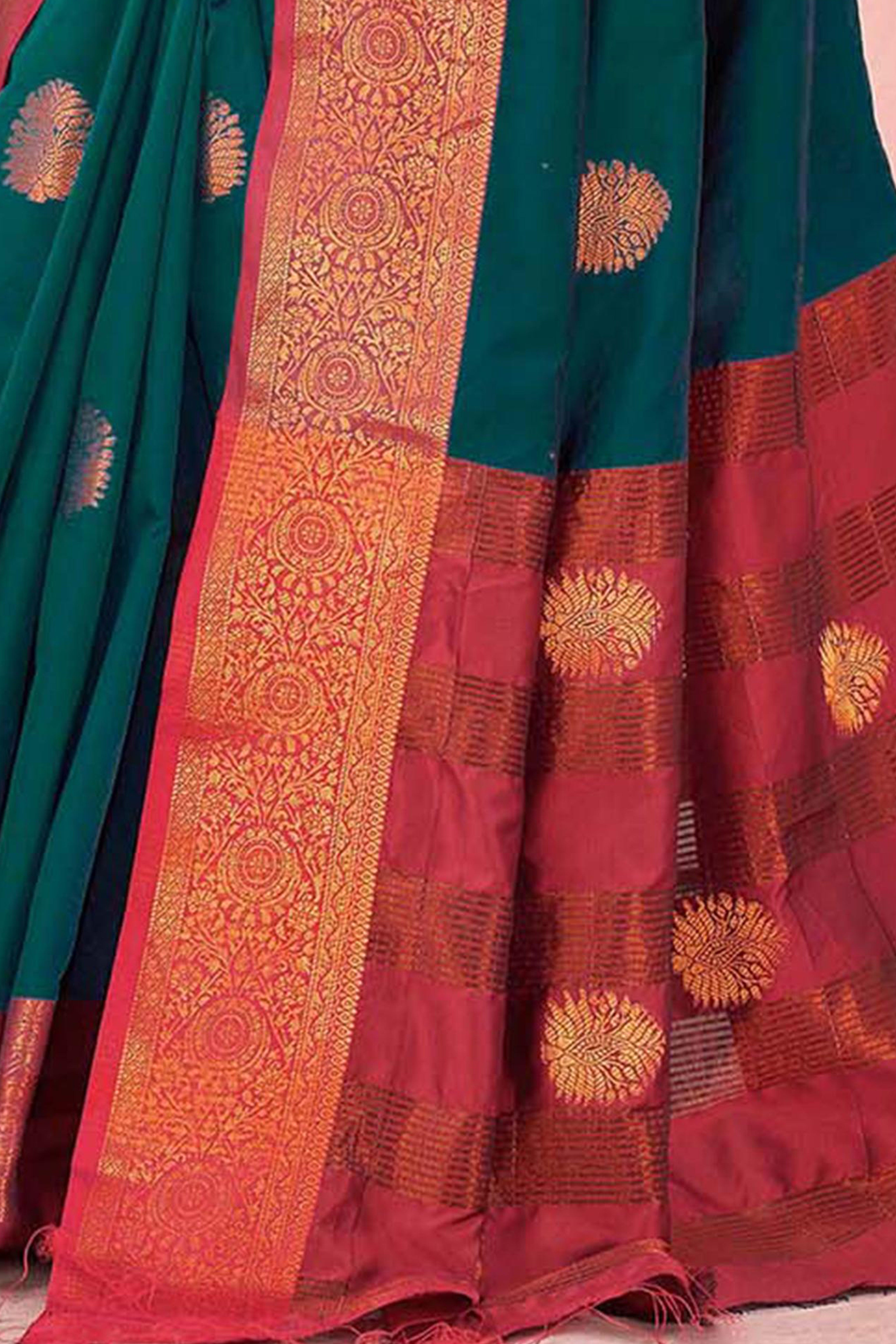 Rama Green Silk Blend Saree Adorned With Zari Woven Floral & Paisley Design