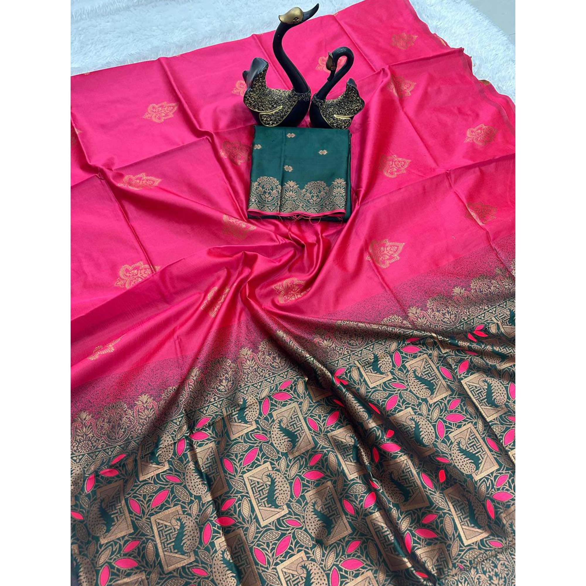 Pink Banarasi Silk Saree Adorned with Elegant Floral Zari Weaving
