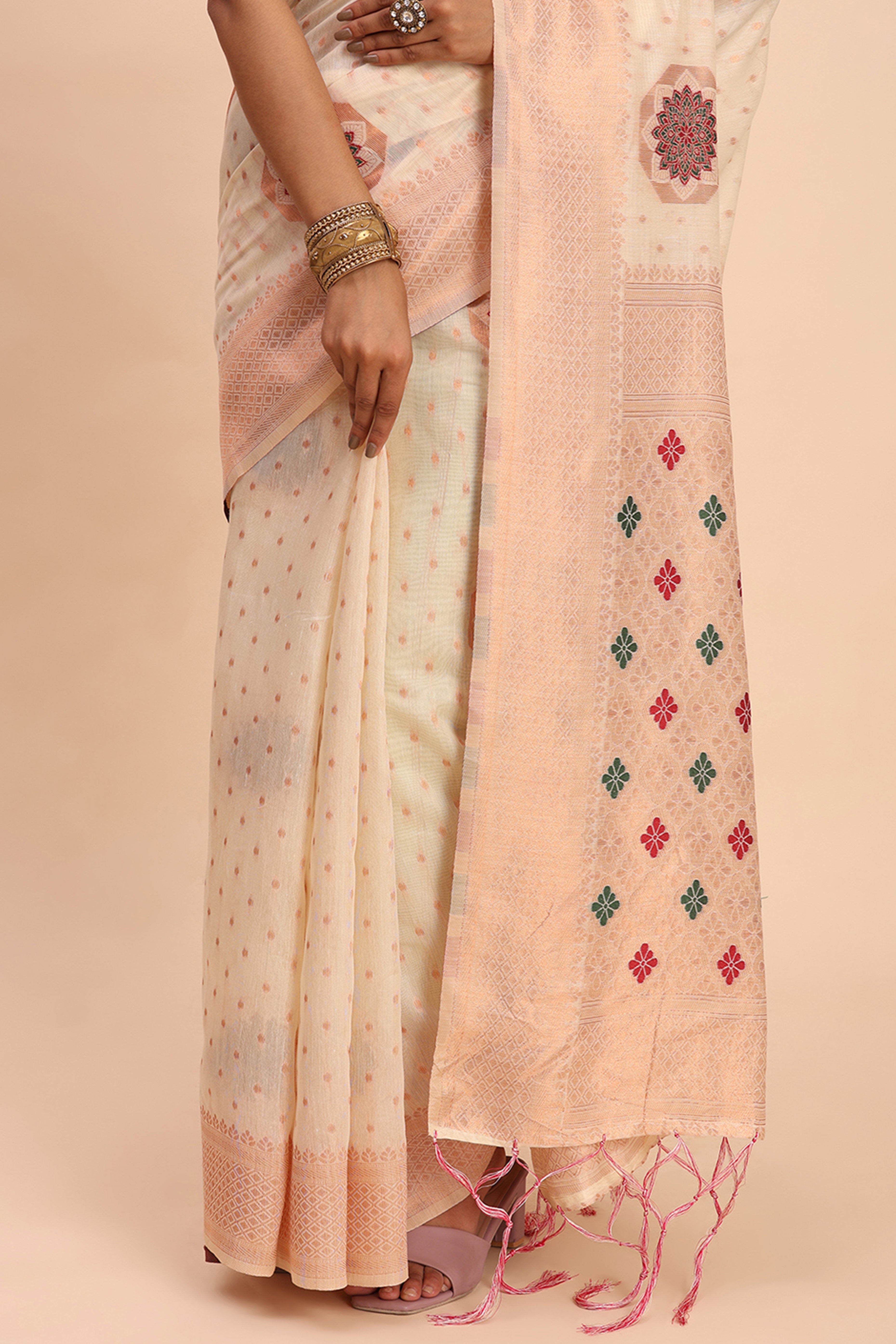 Stylish Offwhite Floral Zari Weaving Linen Cotton Saree With Graceful Tassel Pallu