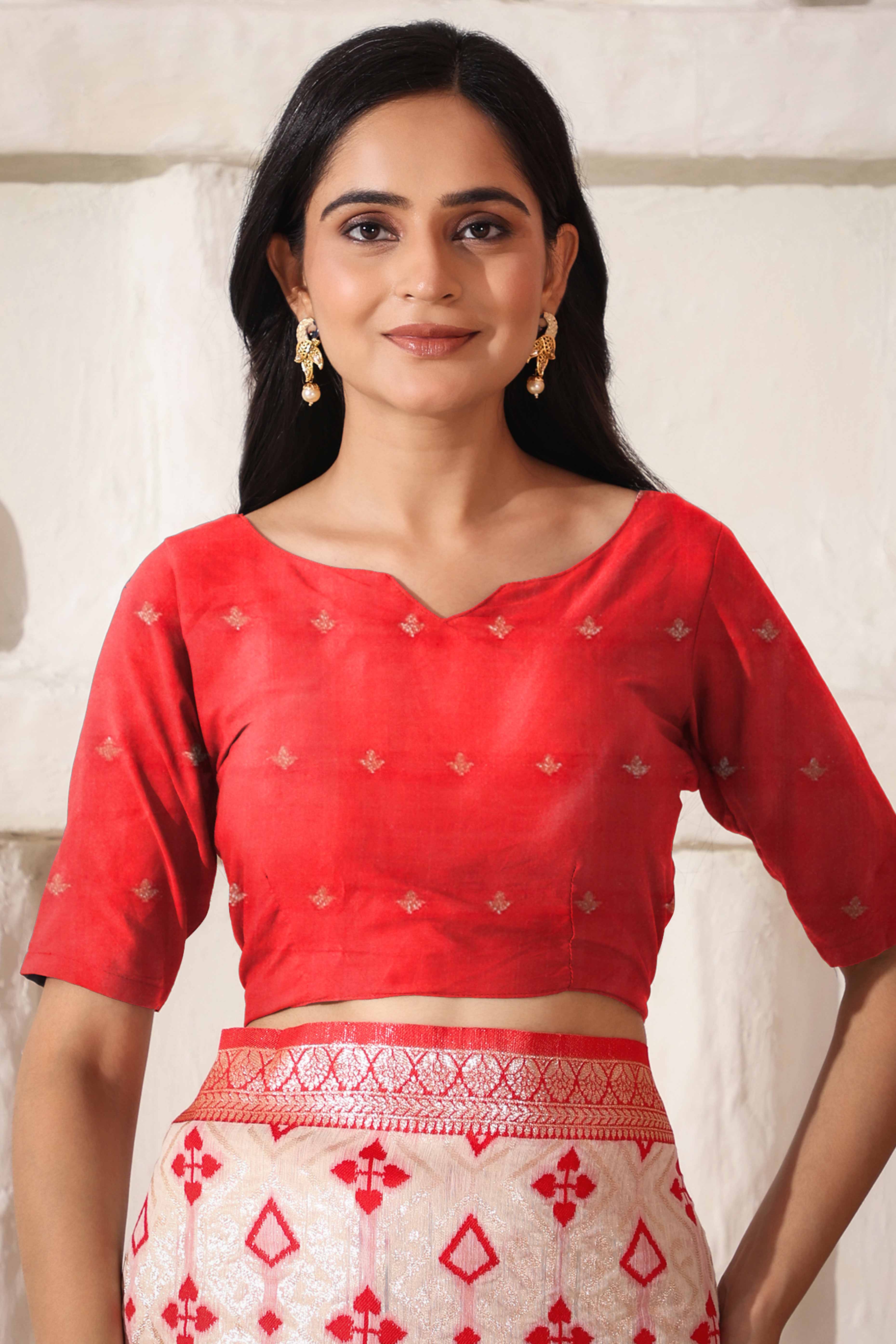 Graceful White & Red Saree In Linen Cotton With Fine Zari Weaving And Flowing Tassel Details