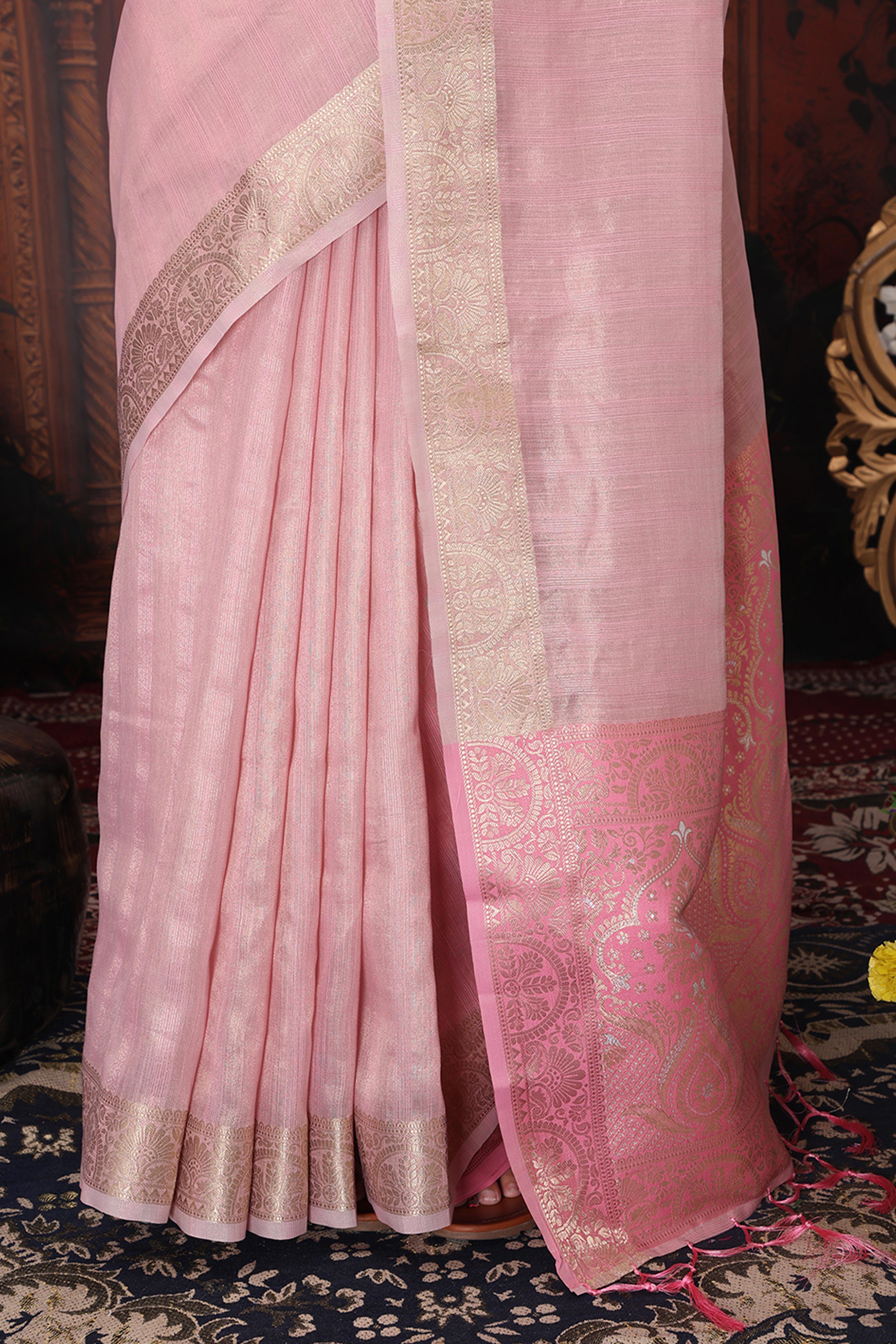 Light Pink Organza Saree Adorned With Floral Zari Weaving & Graceful Tassel Pallu