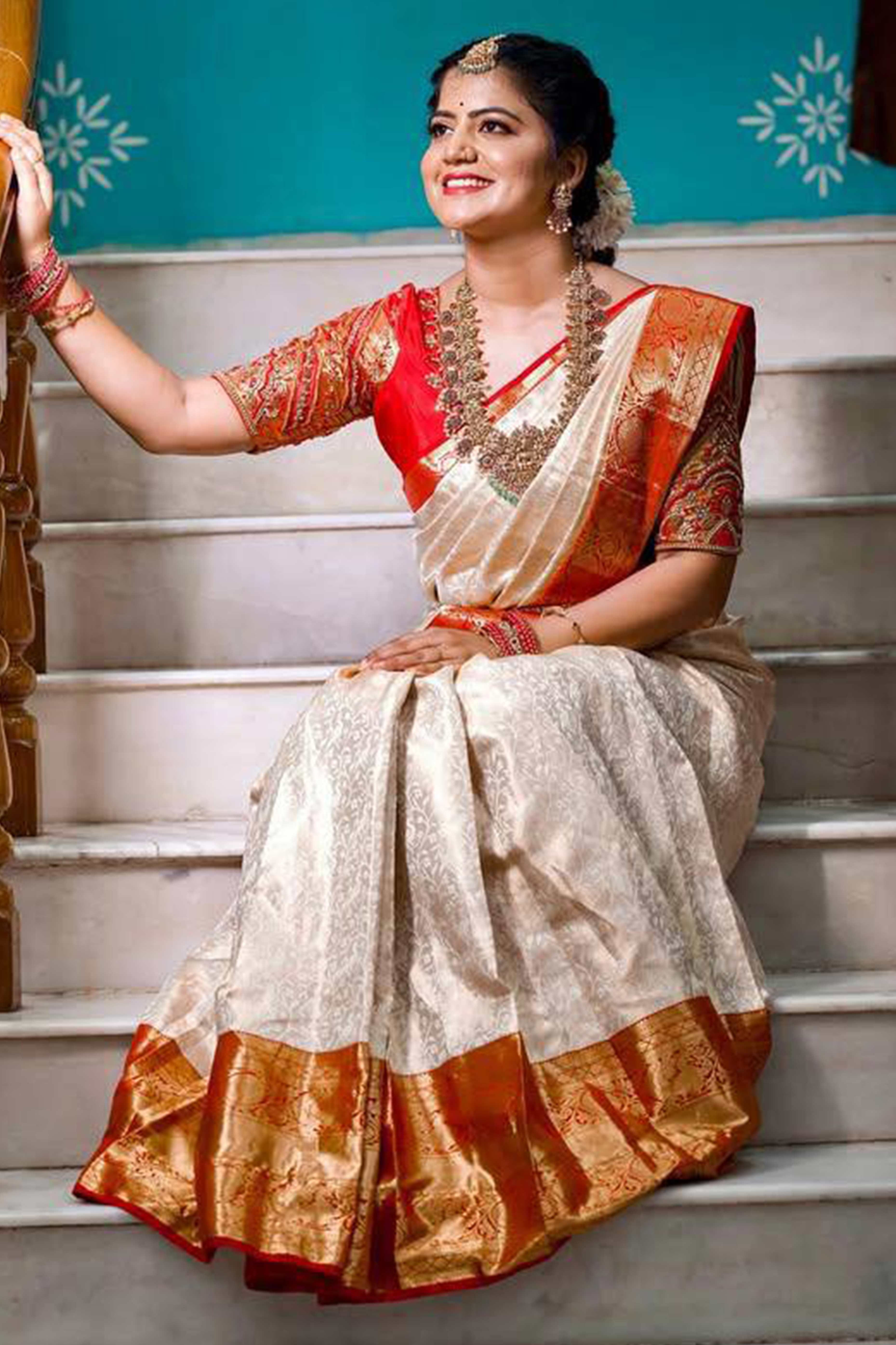 Off-White Banarasi Silk Saree With Delicate Zari Weaving For A Graceful Look