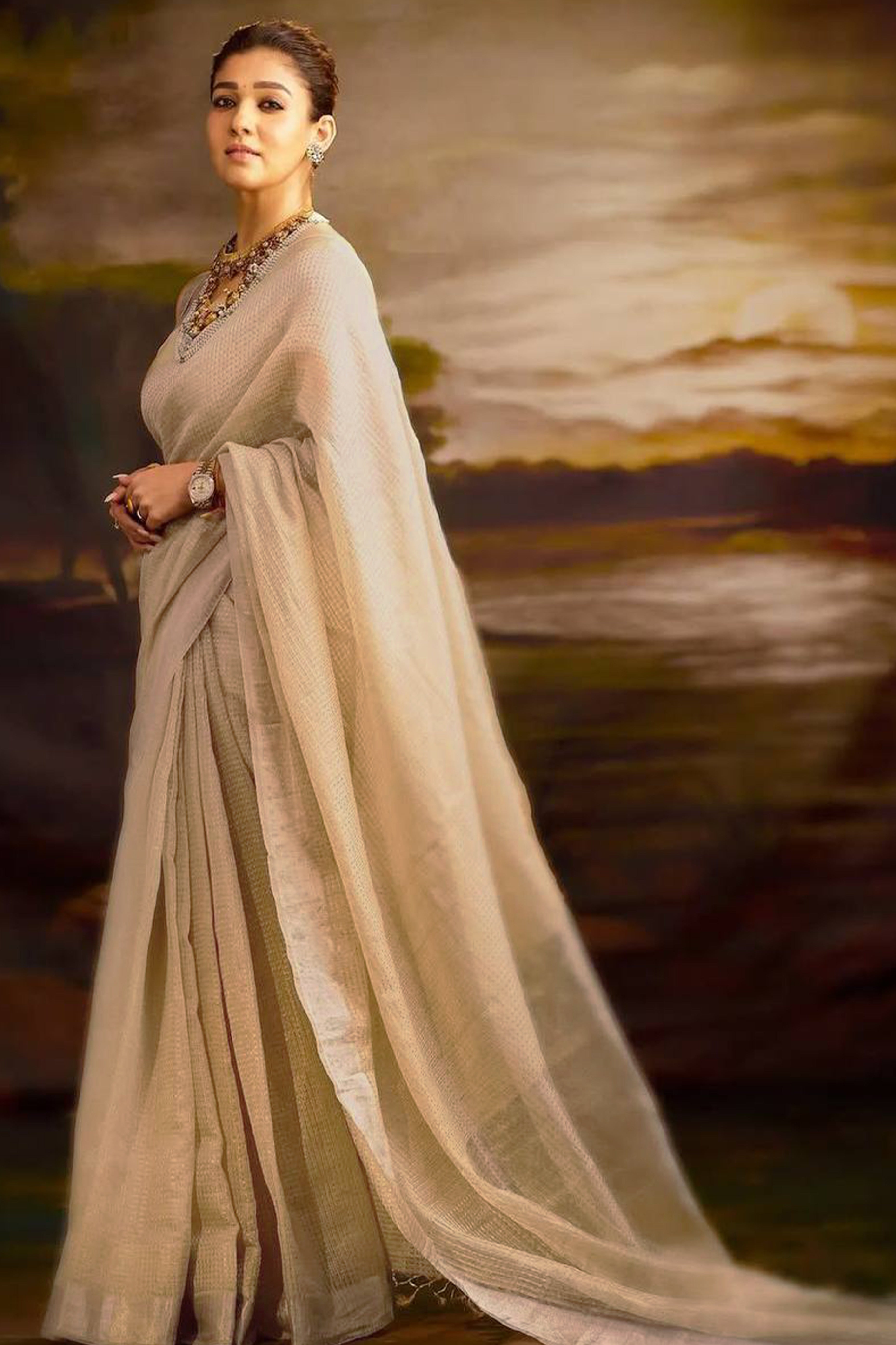 Gold Designer Handloom Tissue Silk Saree Adorned with Banarasi-Style Detailing