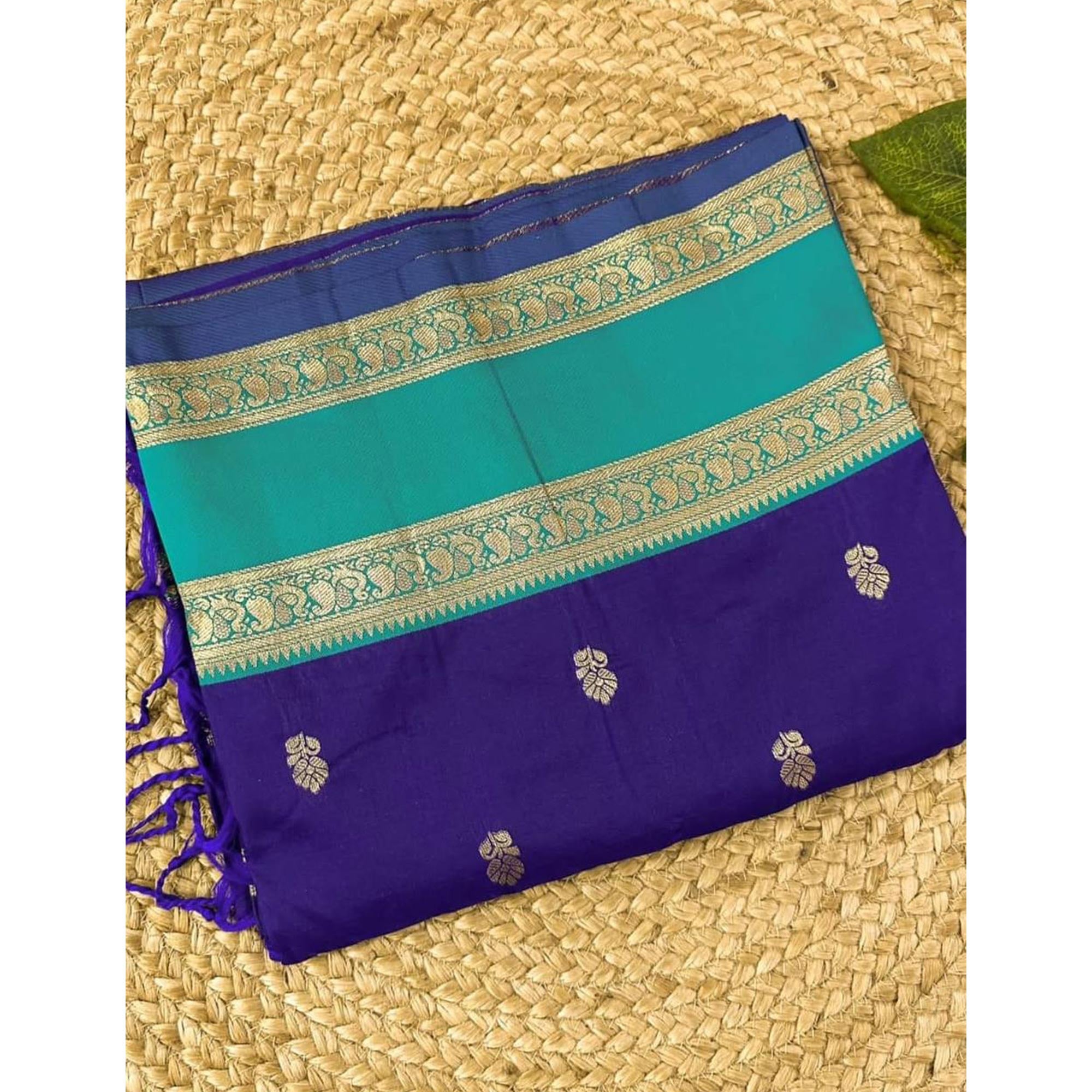 Royal Blue Zari Butti Woven Kanjivaram Silk Saree Designed for a Luxurious Heritage Style