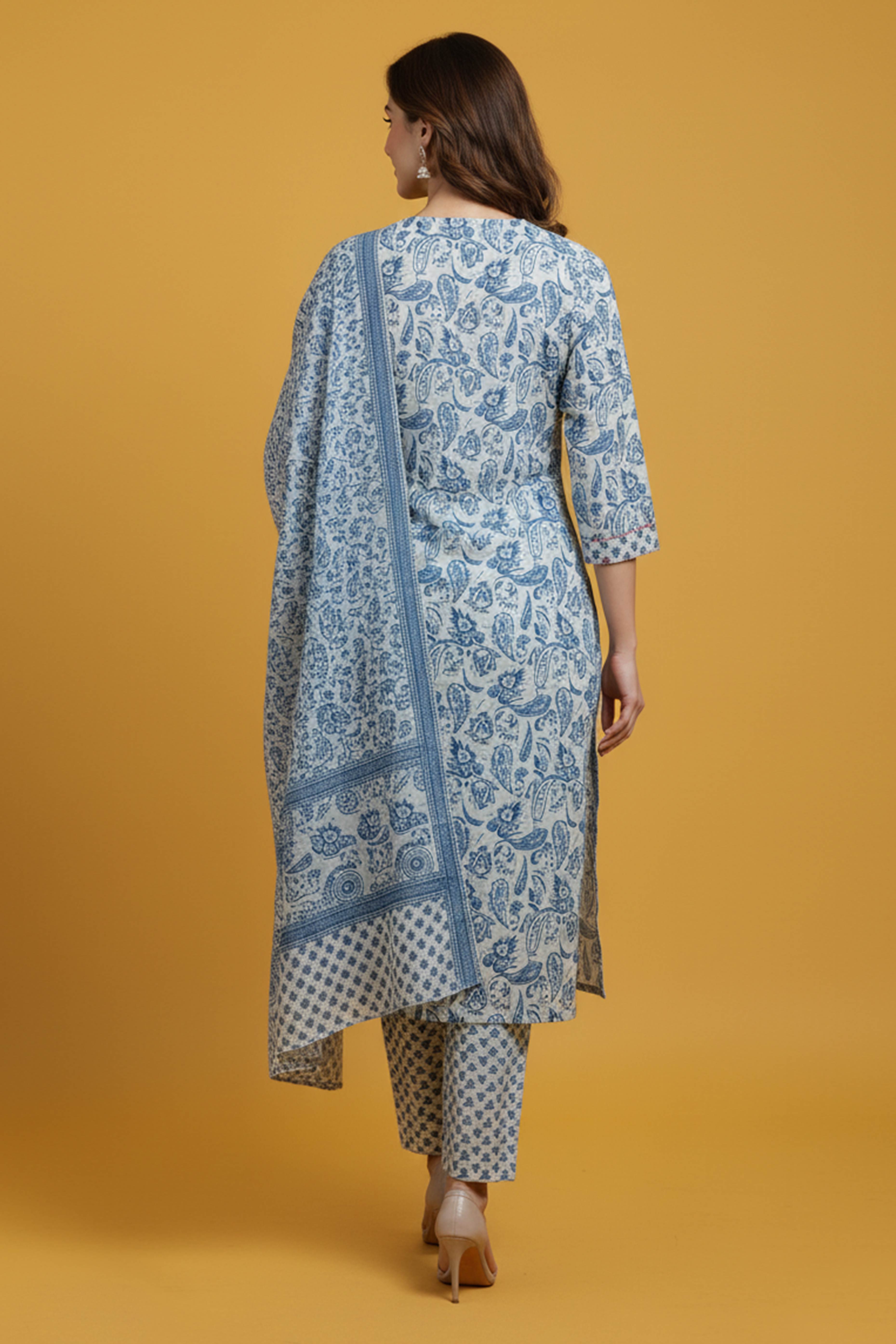 Elegant White Floral Printed Salwar Suit With Intricate Thread Work On Pure Cotton
