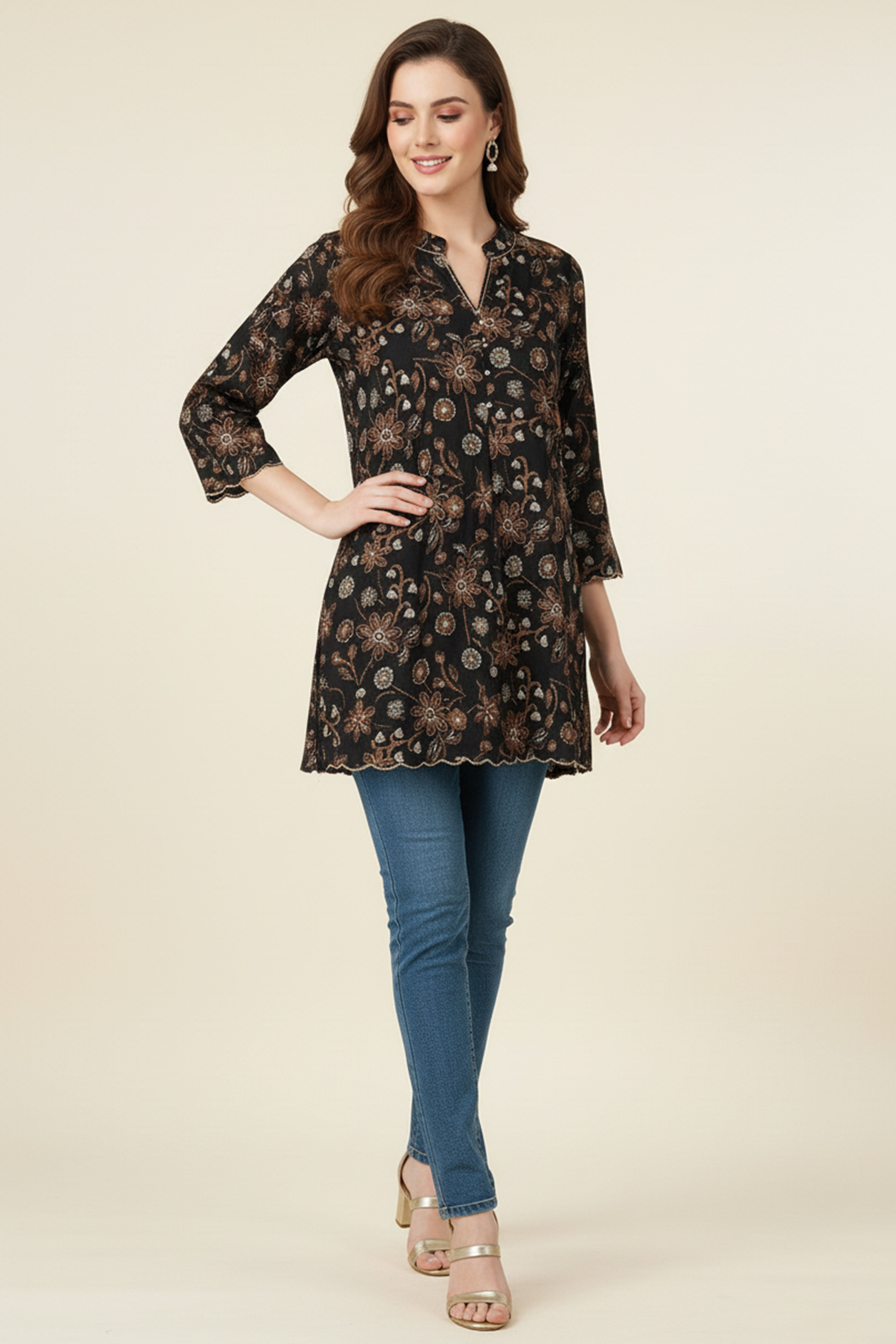 Minimalist Black Pure Cotton Straight Top with All-Over Floral Motifs