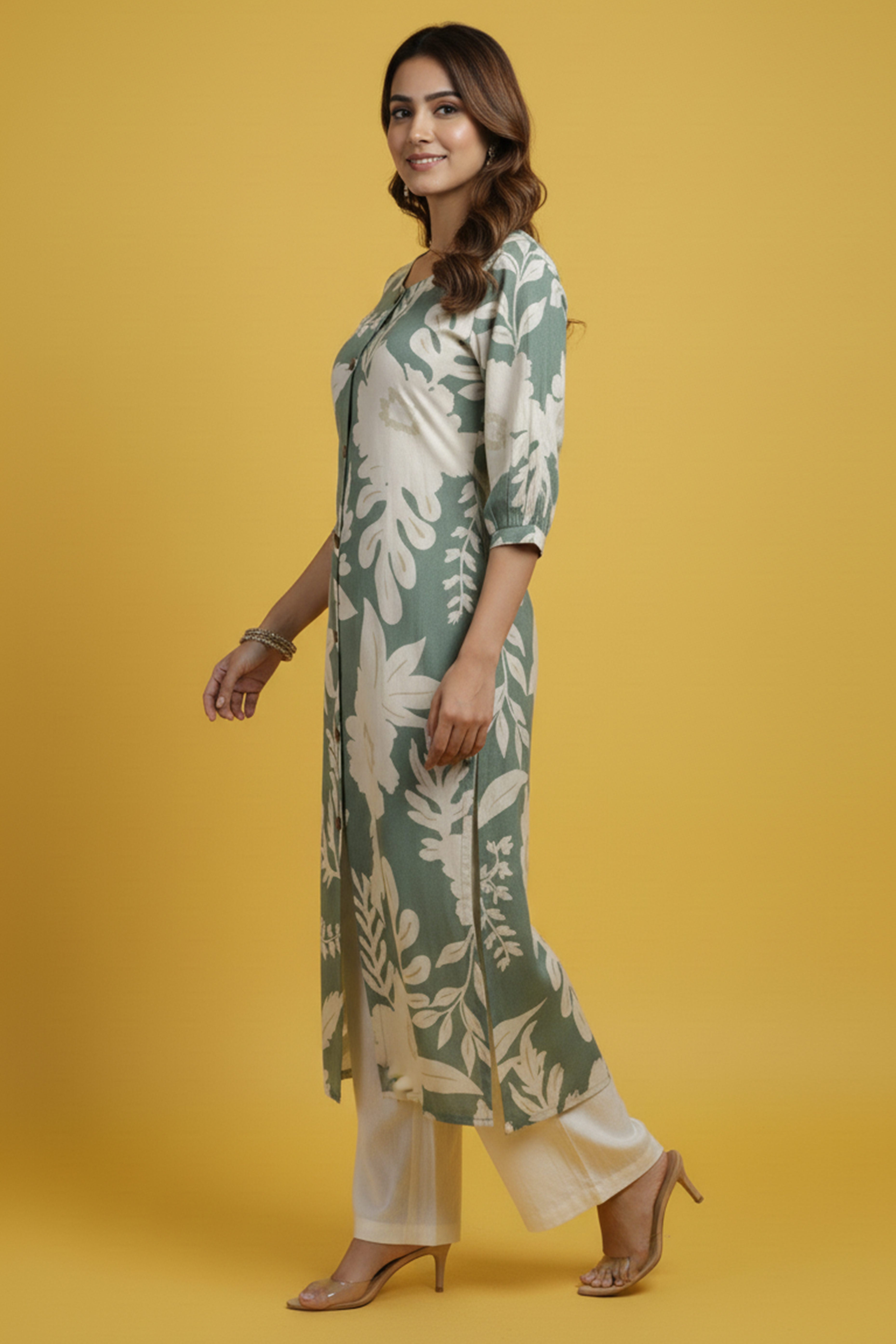 Green Comfortable & Trendy A-Line Kurti in Pure Cotton Fabric with Floral Design