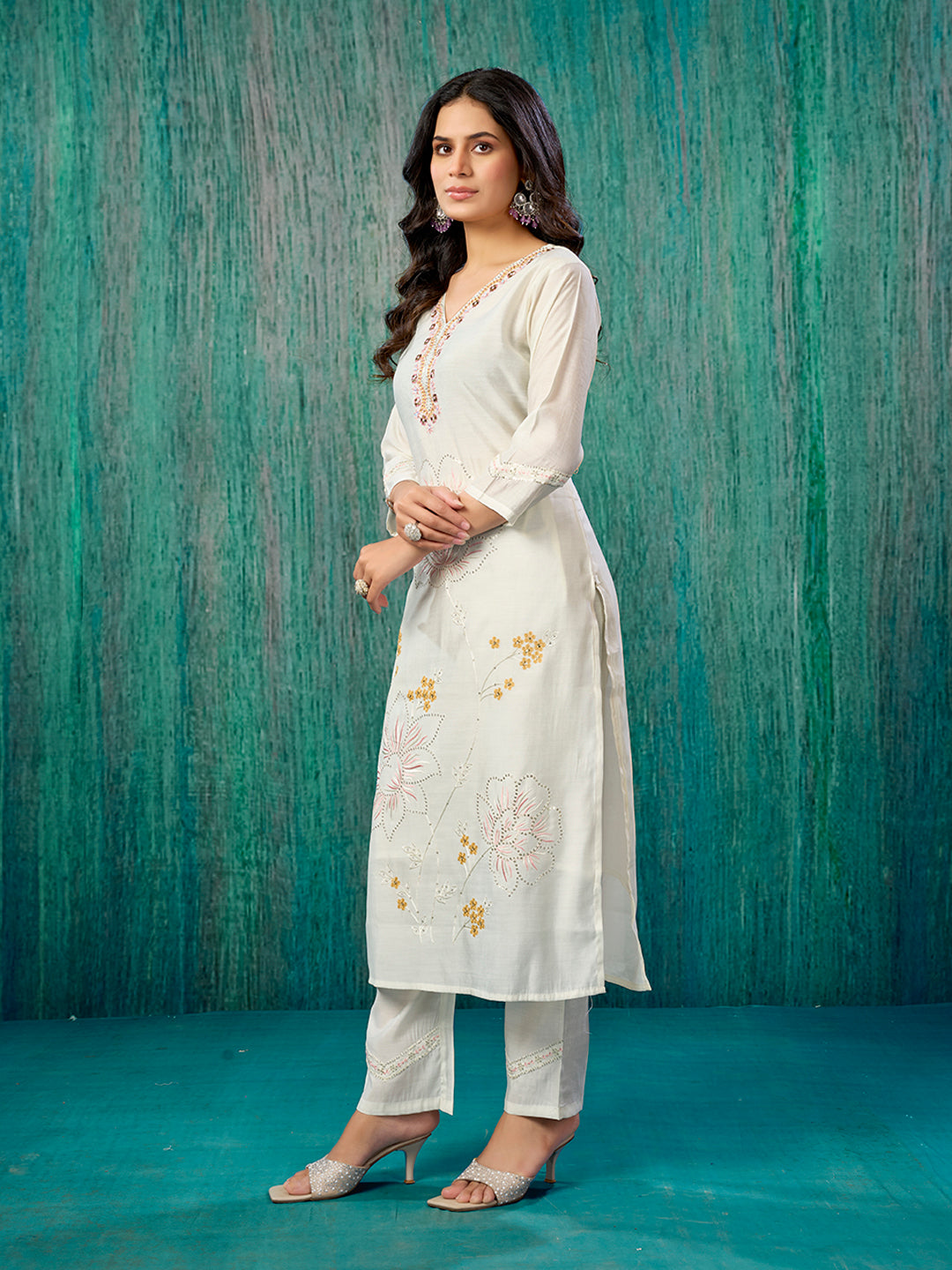 Cream Sequins Embroidered Chanderi Silk Straight Salwar Suit
