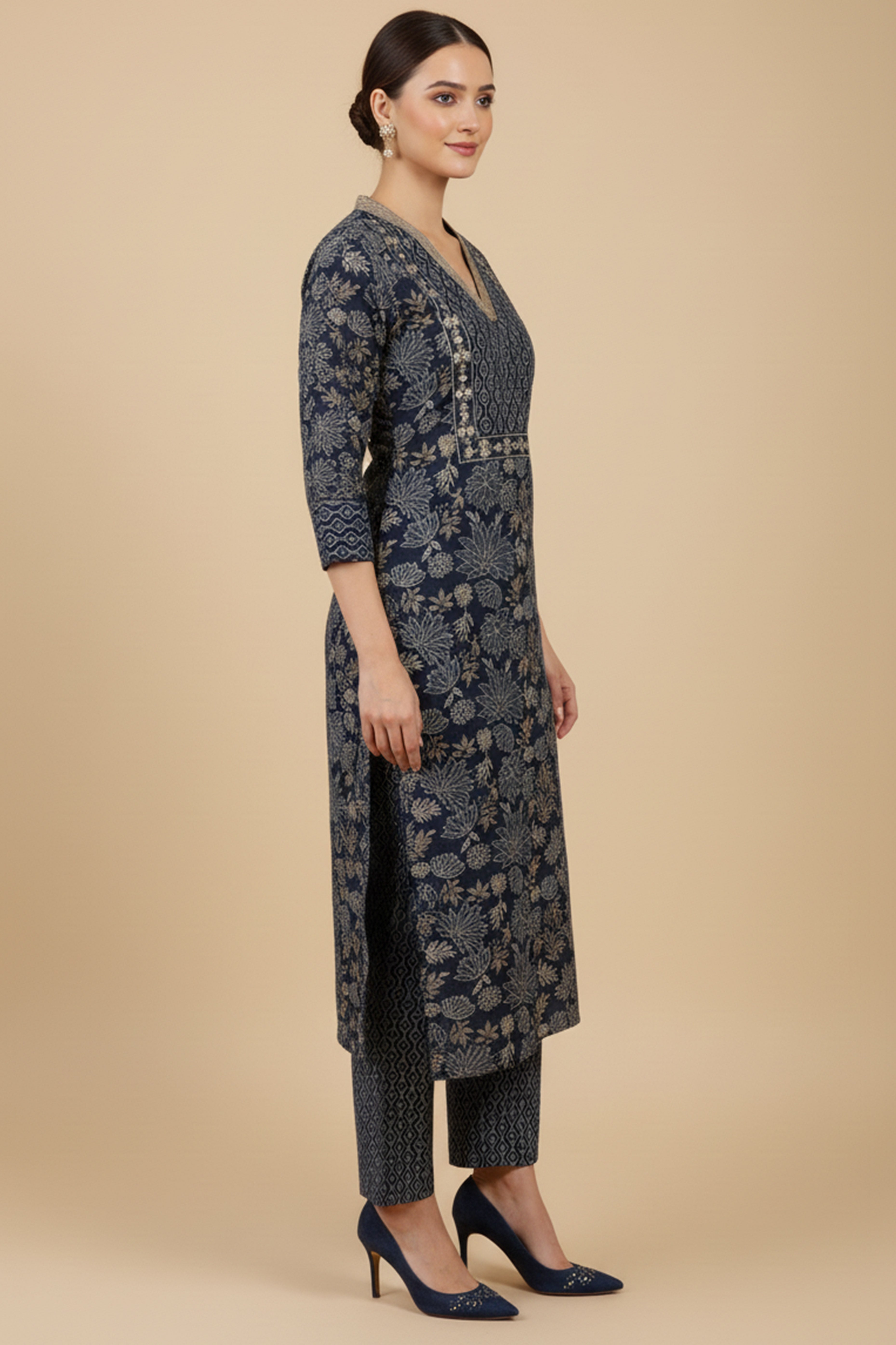 Beautiful Blue Floral Printed Pure Cotton Straight Cut Suit Perfect for Festive Wear