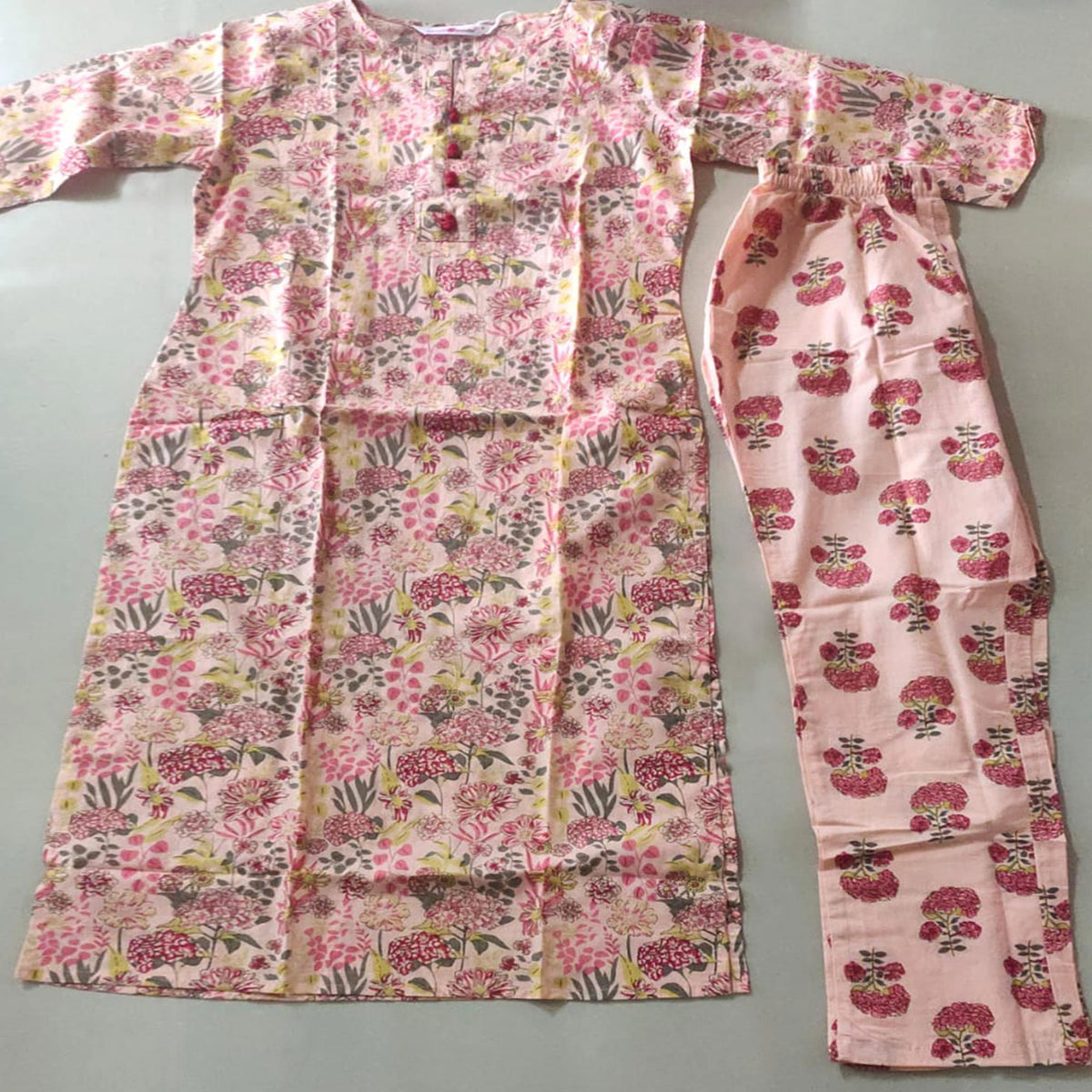 AARD-HERB-1584-PEACH