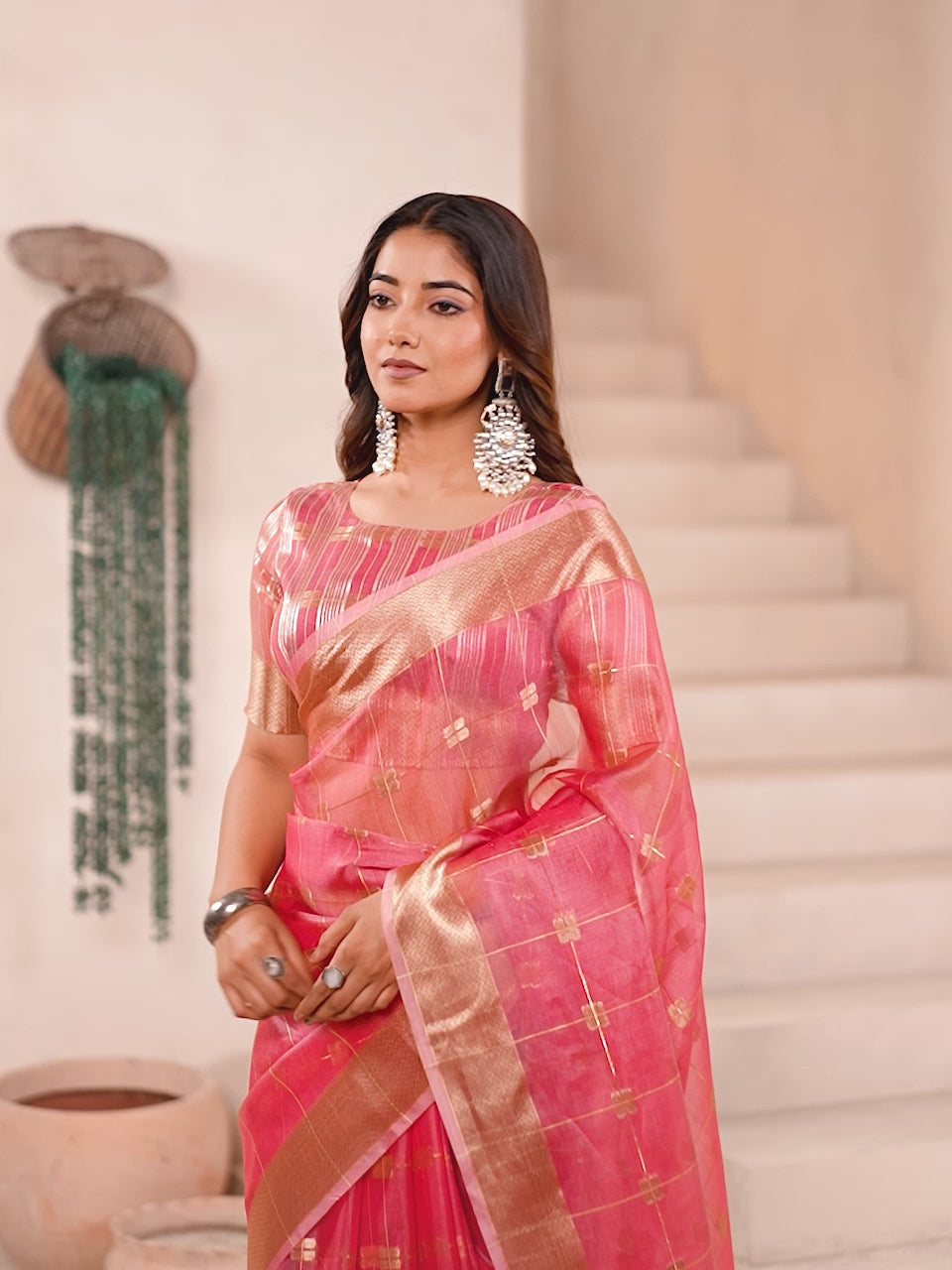 Peachmode Pink Linen Cotton Silk Zari Saree - Video 2
