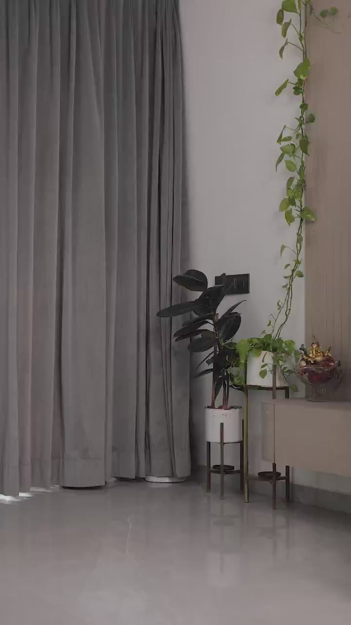 Peachmode Blue Handloom Linen Cotton Floral Print Saree - Video 2