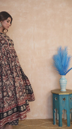 Regal Black Paisley Anarkali Suit in Breathable Cotton Fabric for Effortless Style