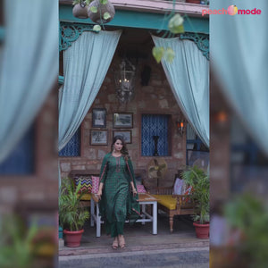 Bottle Green Floral Kantha Work Embroidered Chanderi Silk Salwar Suit