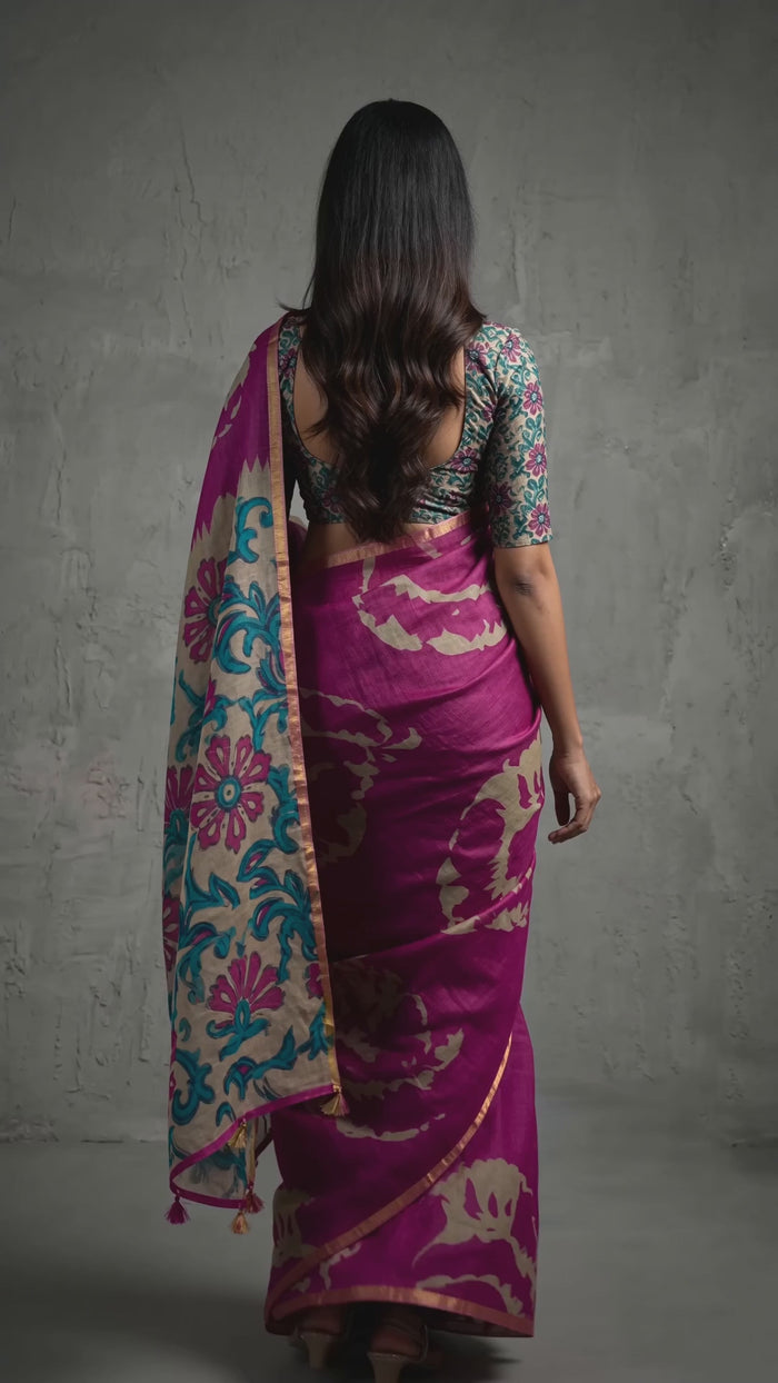 Elegant Magenta Abstract Print Linen Saree with Floral Blouse - Video 2