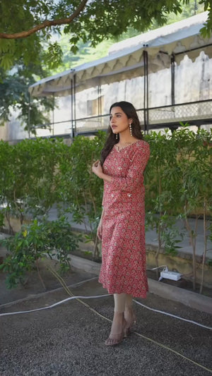 Red Floral Printed Pure Cotton Straight Kurti