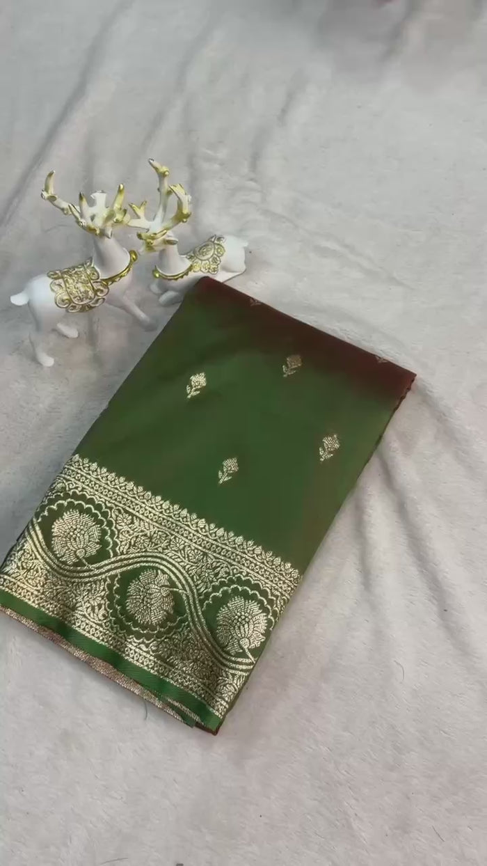 Peachmode Green Banarasi Soft Silk Zari Saree - Video 2