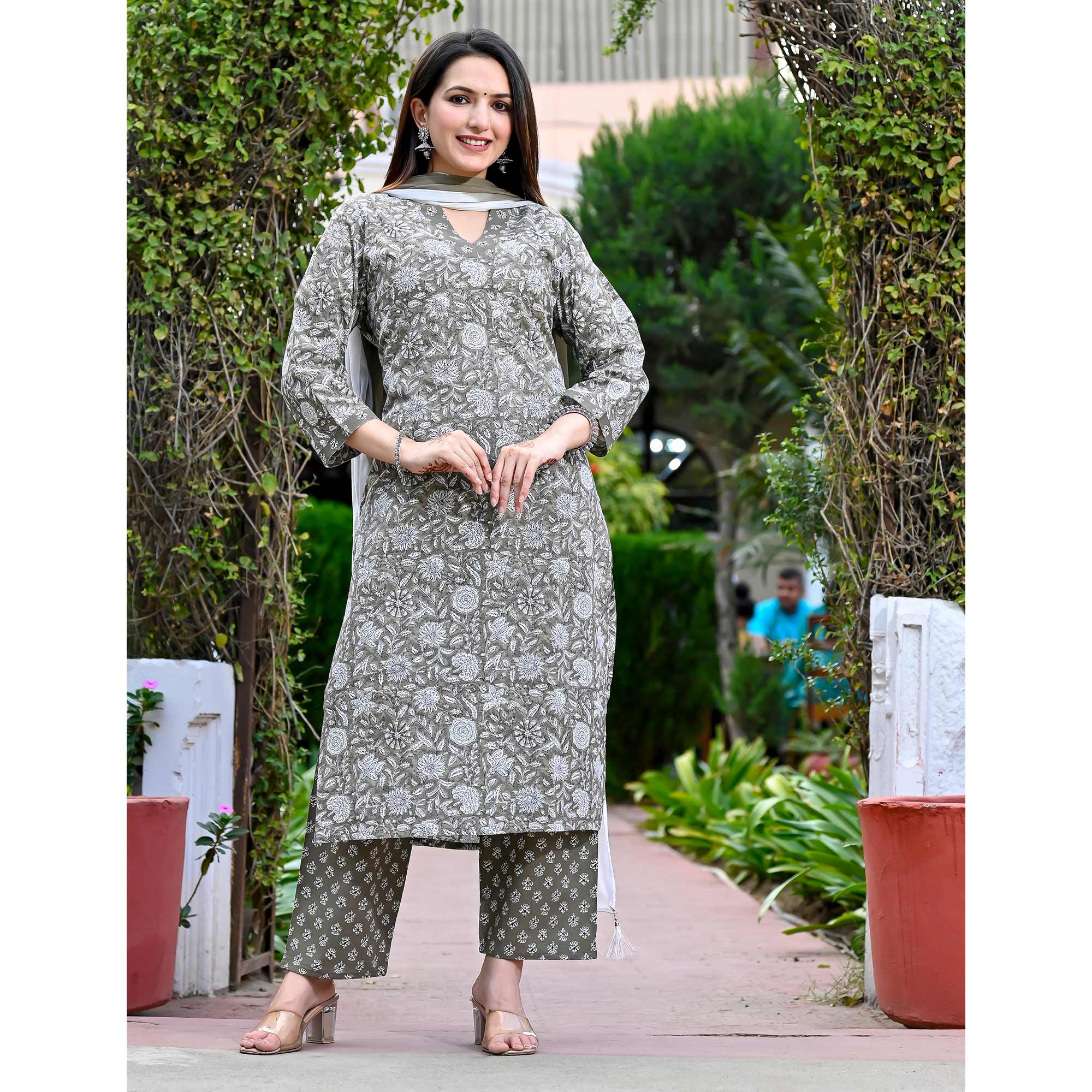 Grey Floral Printed Pure Cotton Salwar Suit