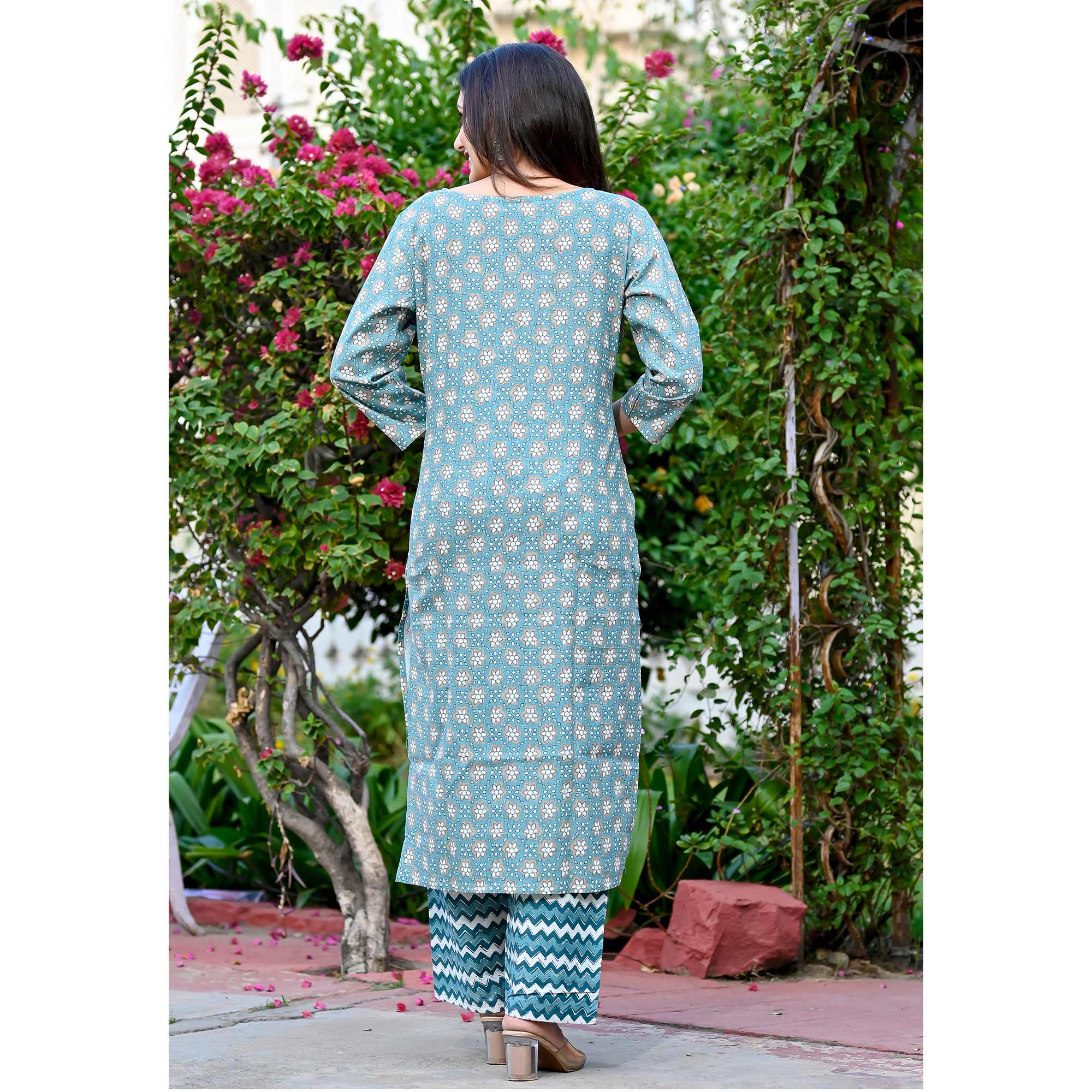 Blue Floral Printed Pure Cotton Salwar Suit