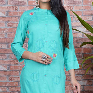 Aariya Designs - Blue Colored Casual Wear Embroidered Cotton Kurti - Peachmode