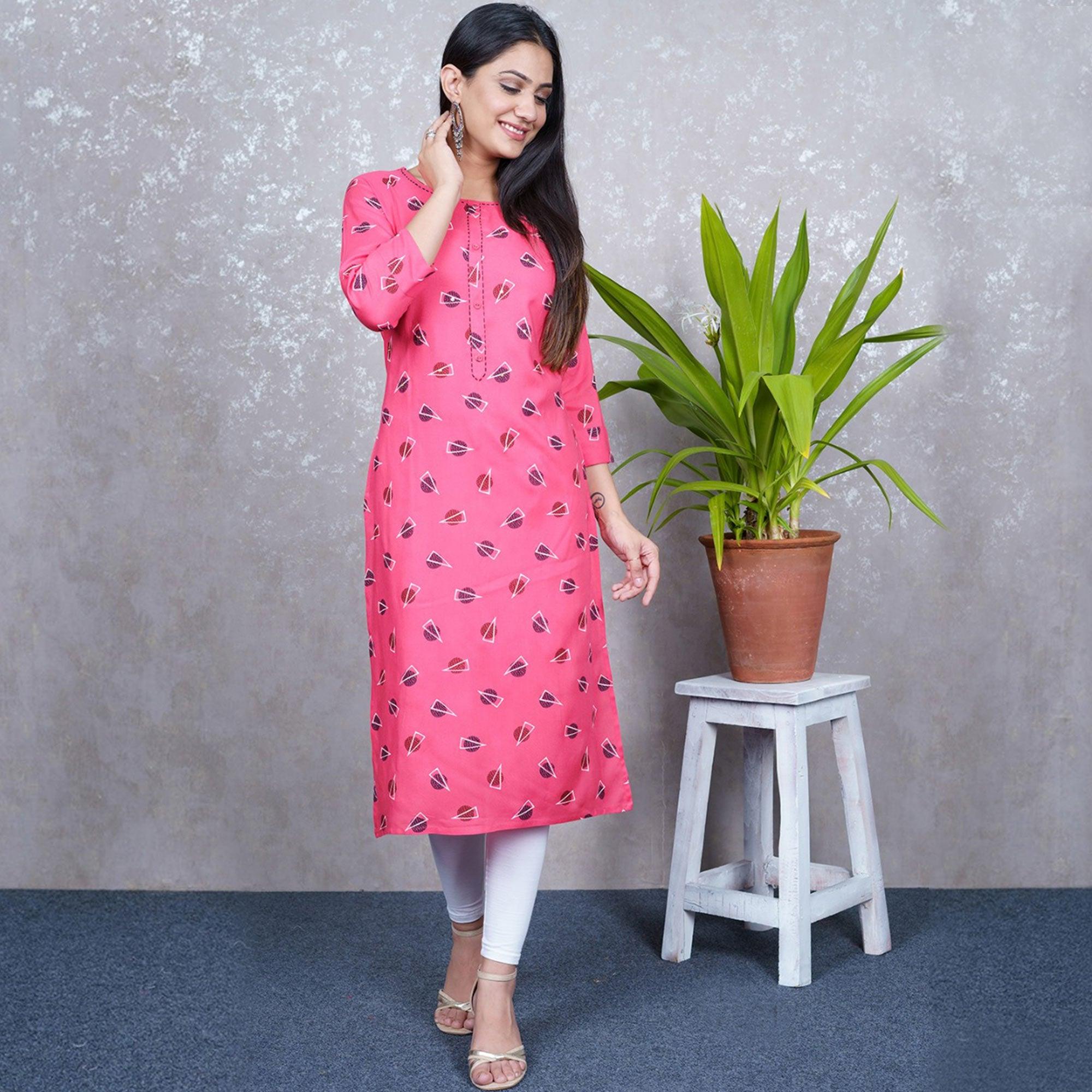 Aariya Designs - Pink Colored Casual Wear Geometric Printed Rayon Kurti - Peachmode