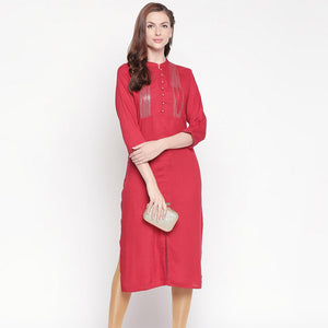 Arresting Red Colored Casual Wear Cotton Kurti - Peachmode