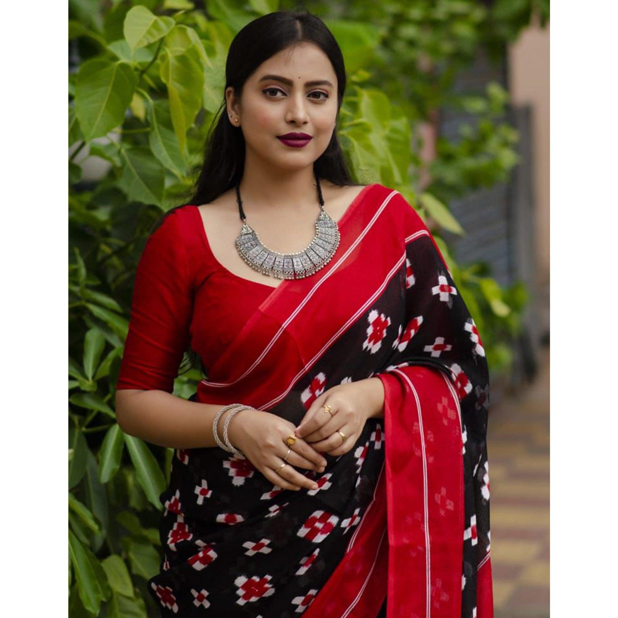 Black Digital Ikkat Printed Linen Saree - Peachmode