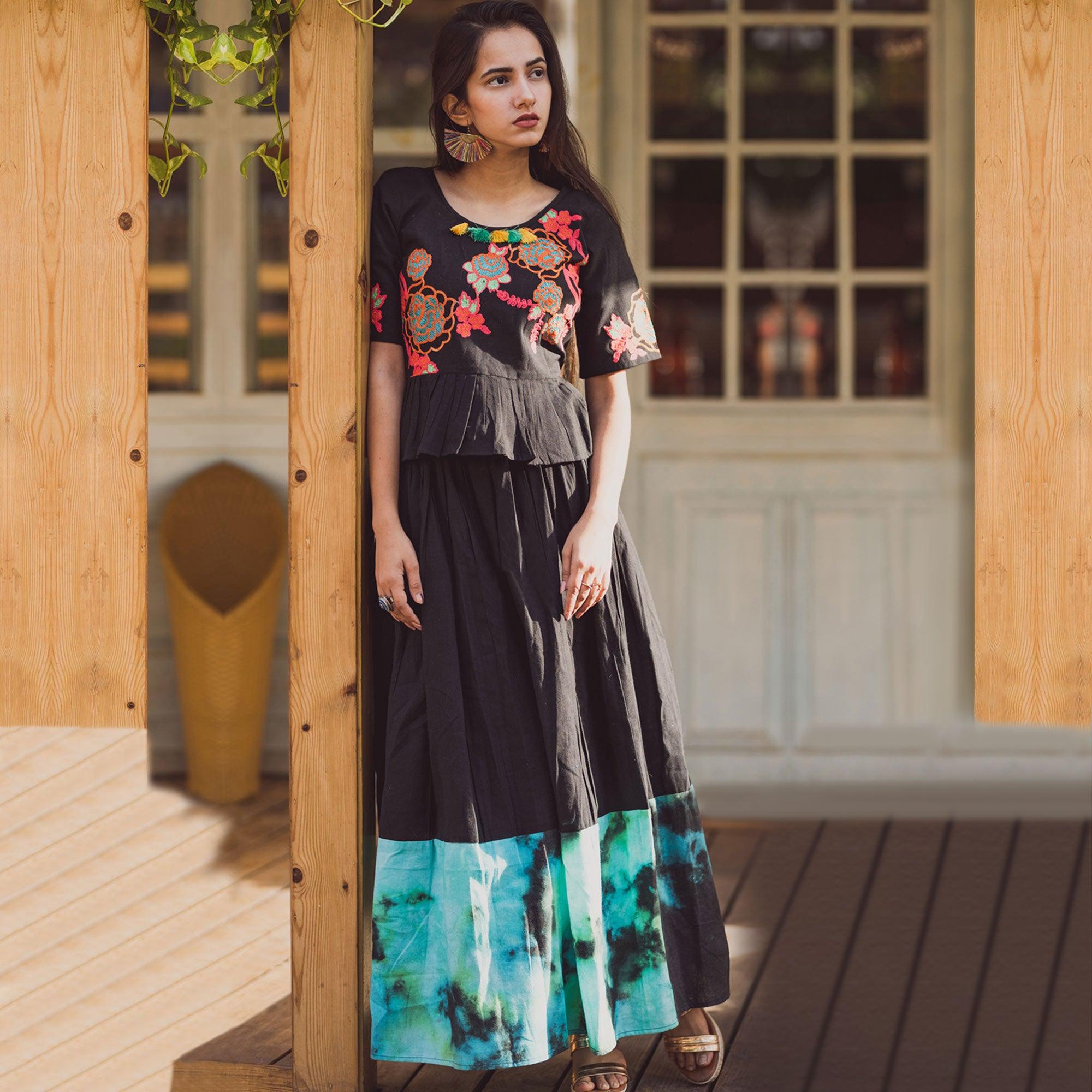 Black Floral Embroidered Linen Kurti Set - Peachmode