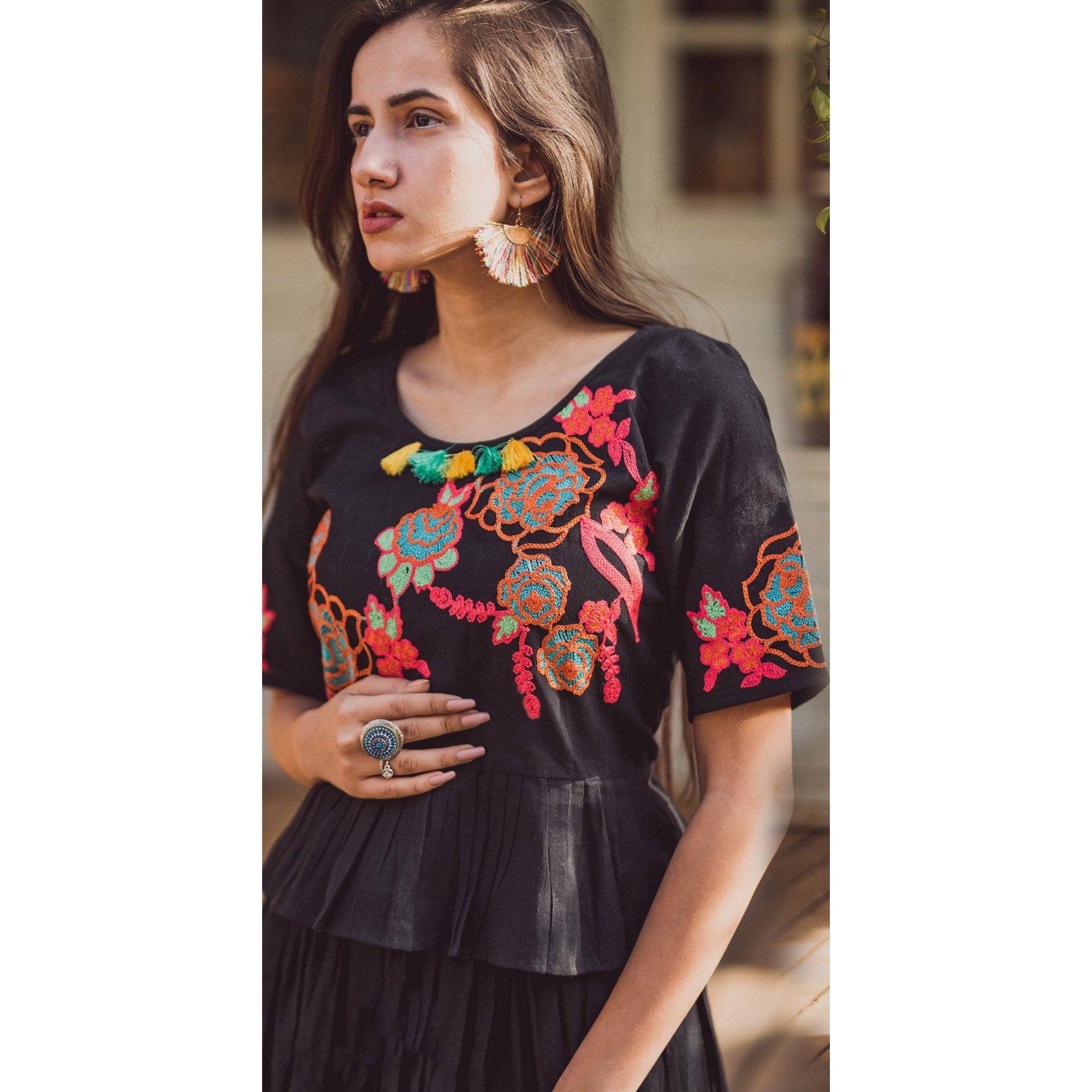 Black Floral Embroidered Linen Kurti Set - Peachmode