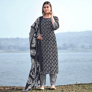 Black Floral Printed Pure Cotton Kurti Pant Set With Dupatta - Peachmode