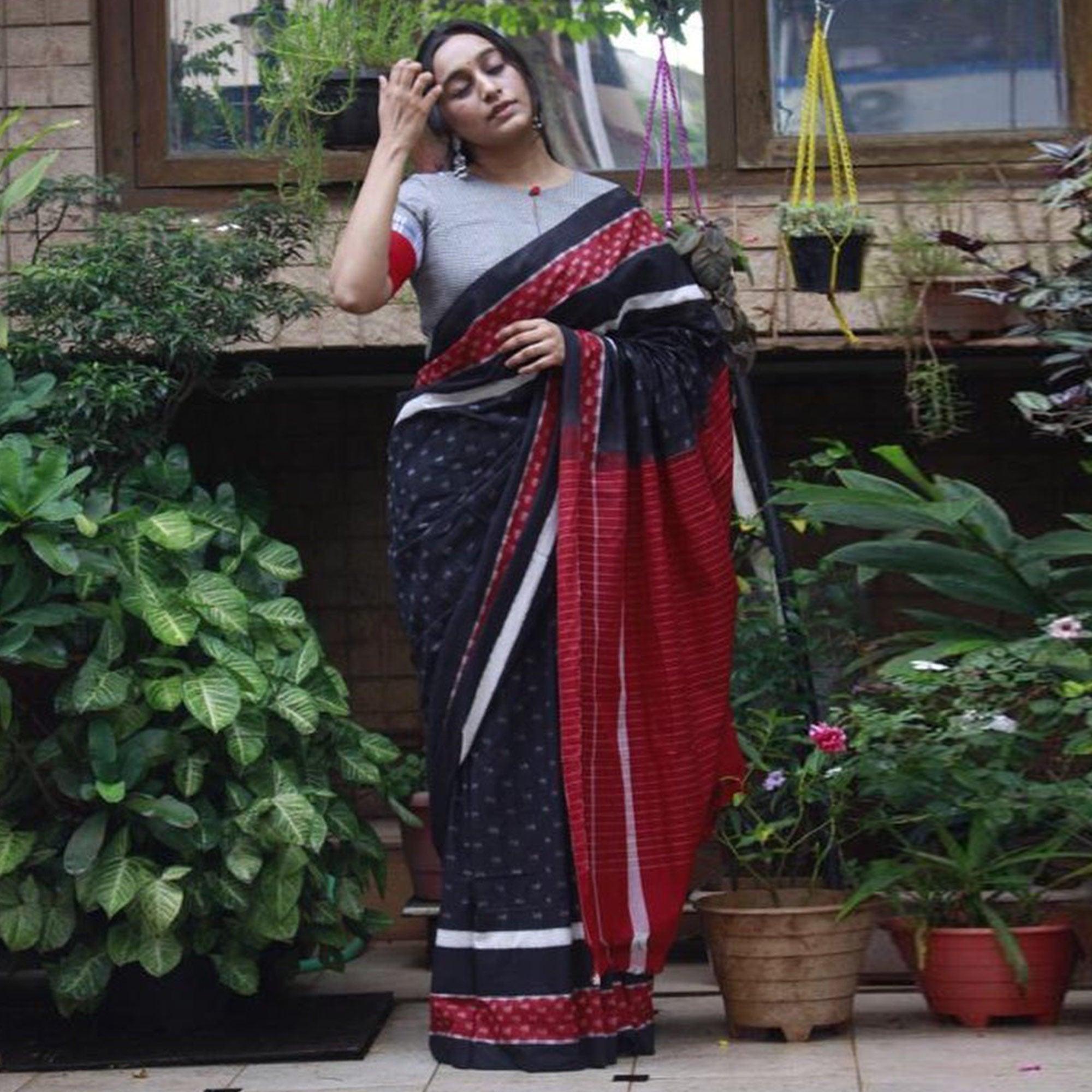 Black Ikkat Printed Linen Saree - Peachmode