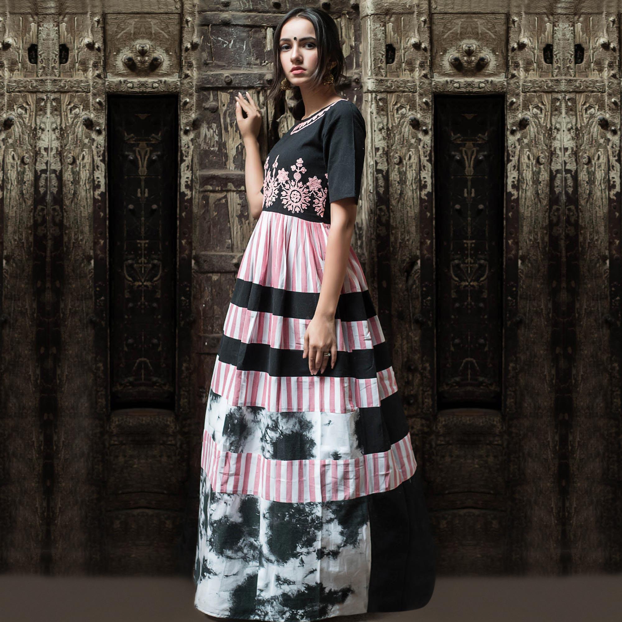 Black-Pink Embroidered Linen Long Kurti - Peachmode